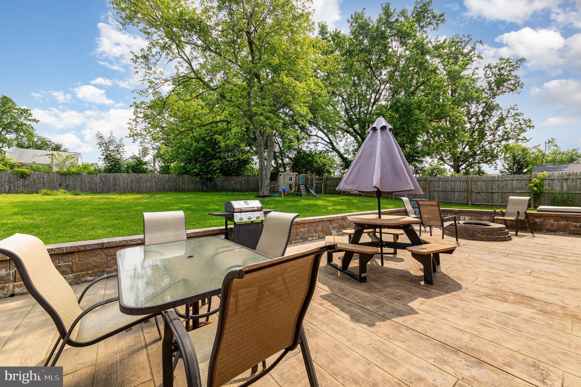 PERRY HALL - Residential
