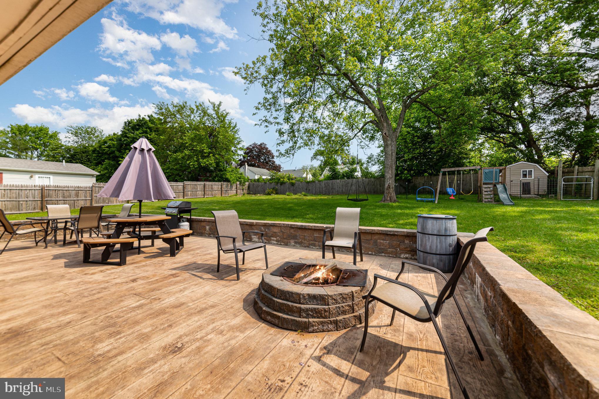 PERRY HALL - Residential