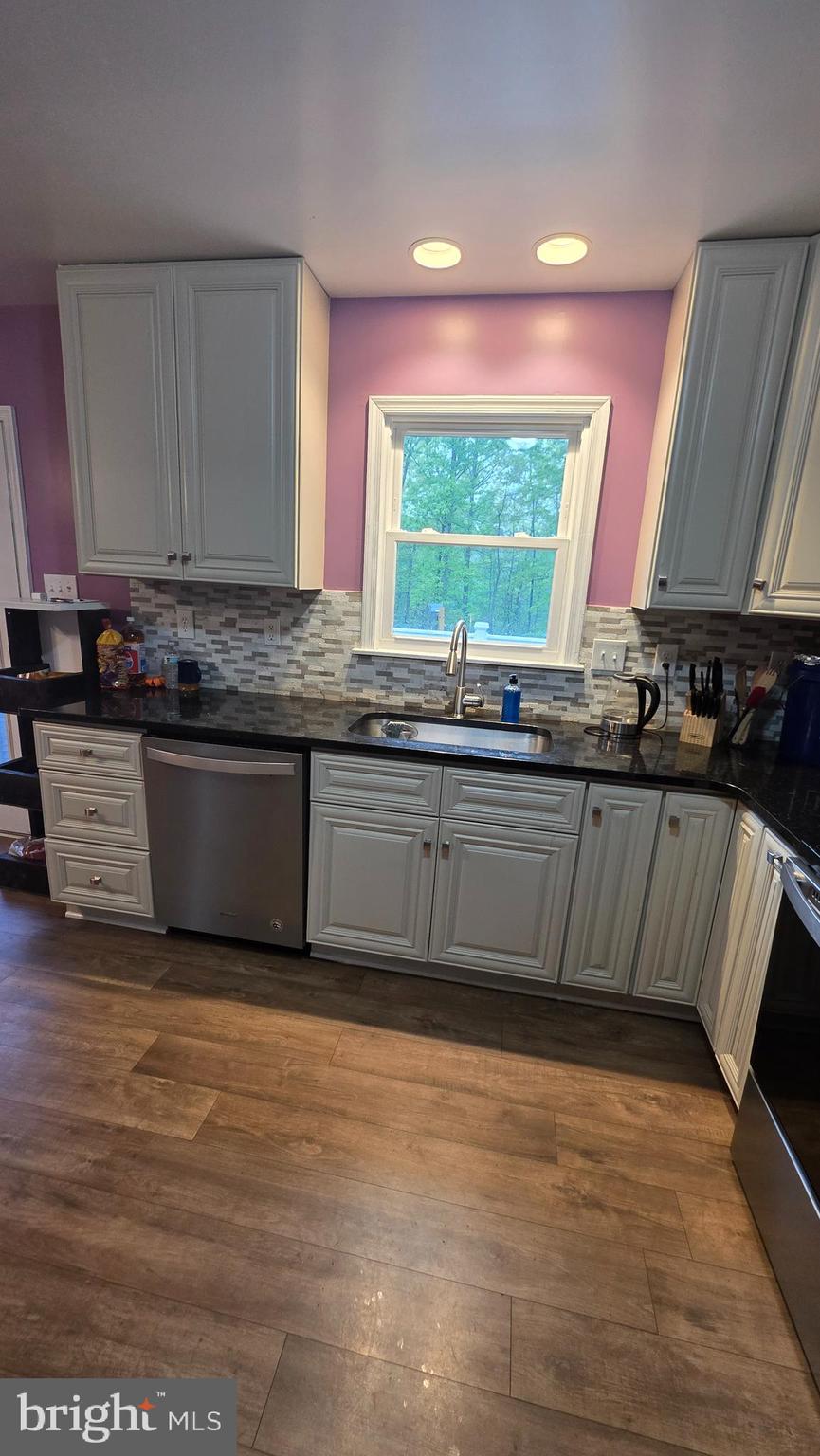 HILL-N-DALE ACRES - Residential