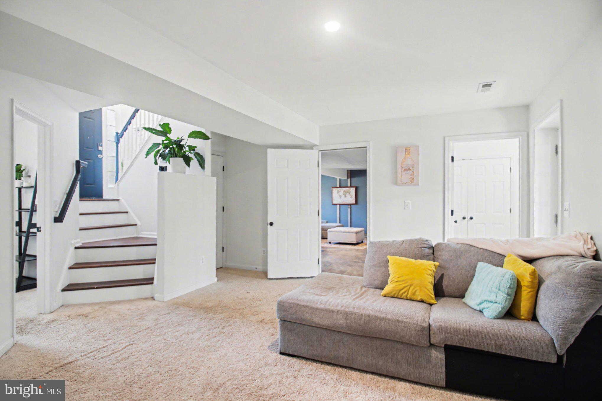 LAKE ARROWHEAD - Residential