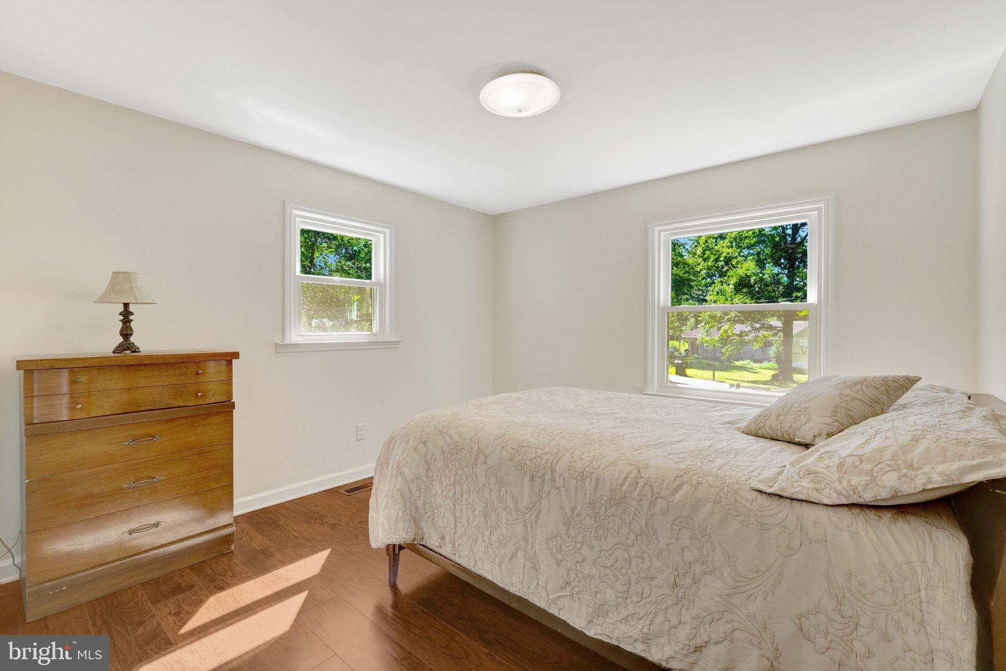 LEEHIGH VILLAGE - Residential