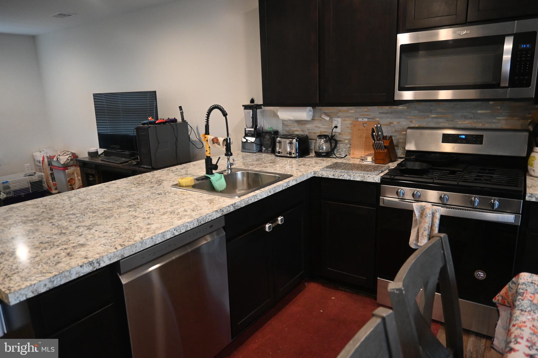 TIDBURY CROSSING - Residential Lease