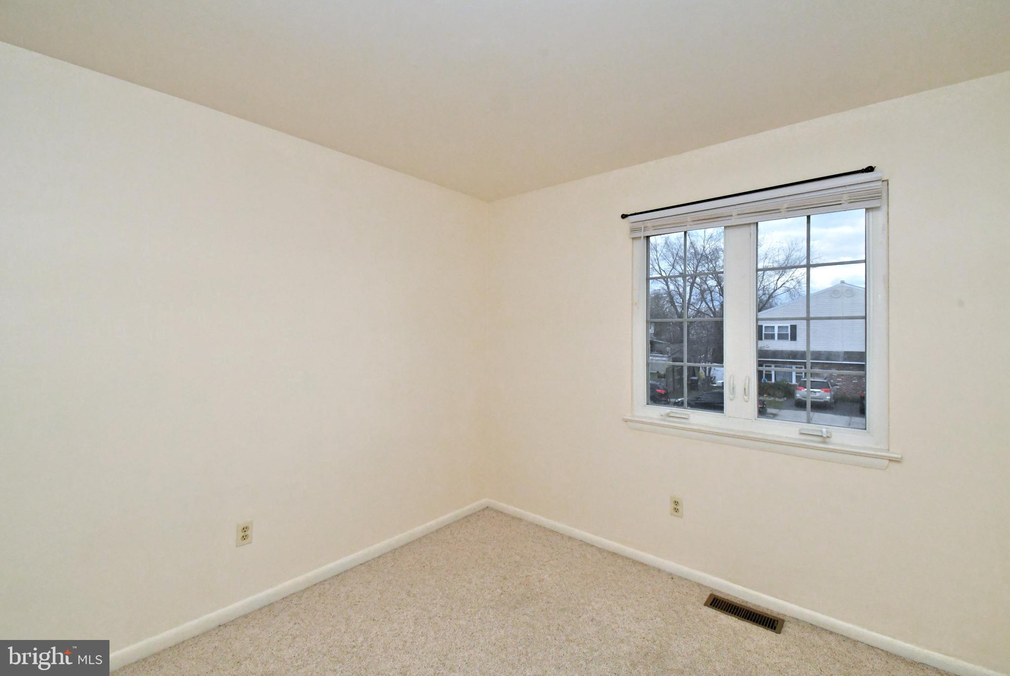 CEDAR GROVE ESTS - Residential Lease