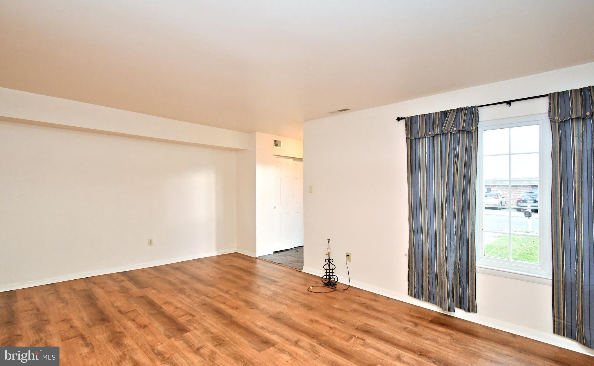 CEDAR GROVE ESTS - Residential Lease