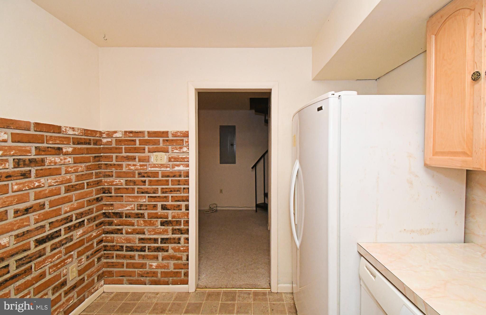 CEDAR GROVE ESTS - Residential Lease