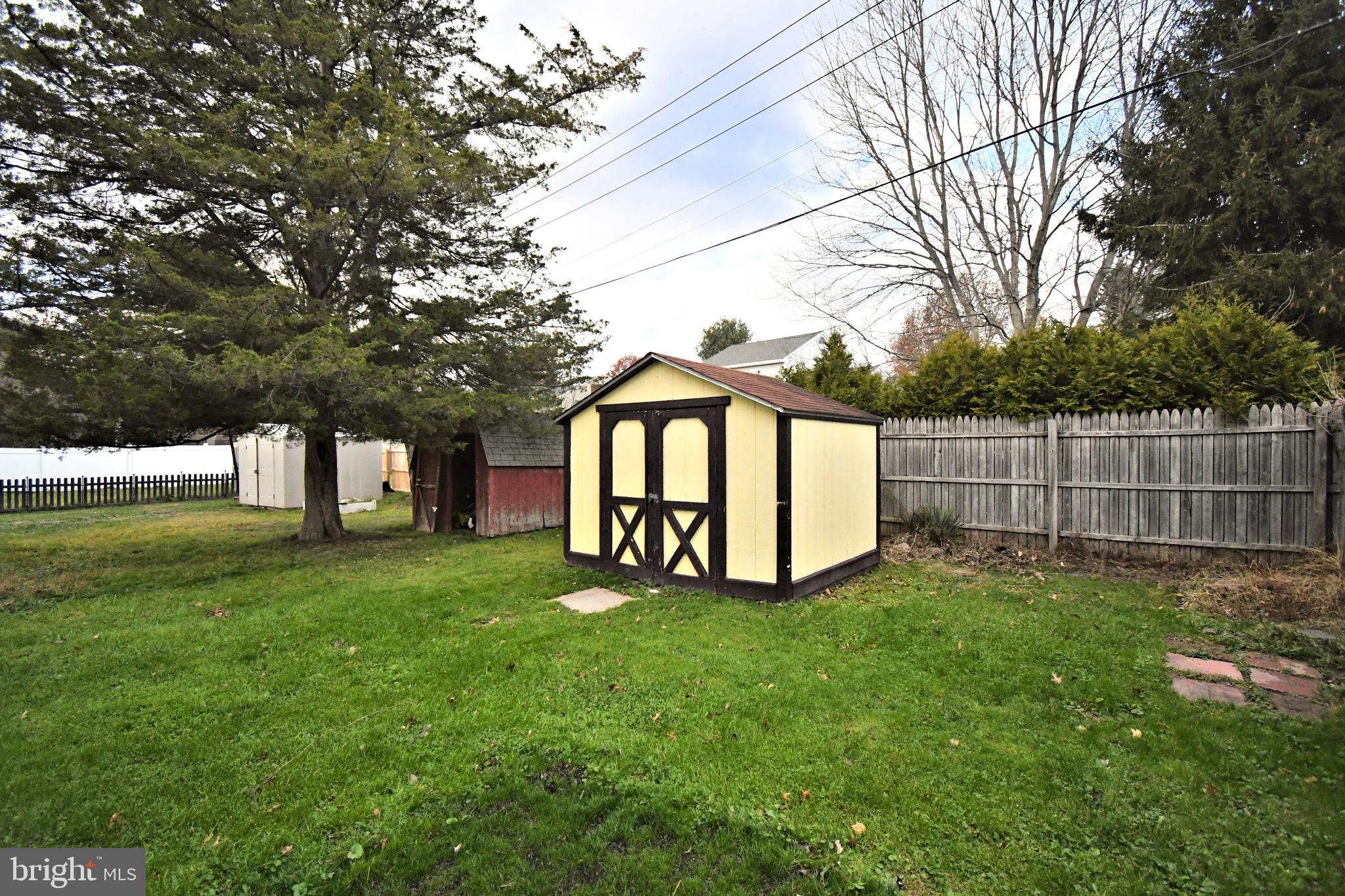 CEDAR GROVE ESTS - Residential Lease