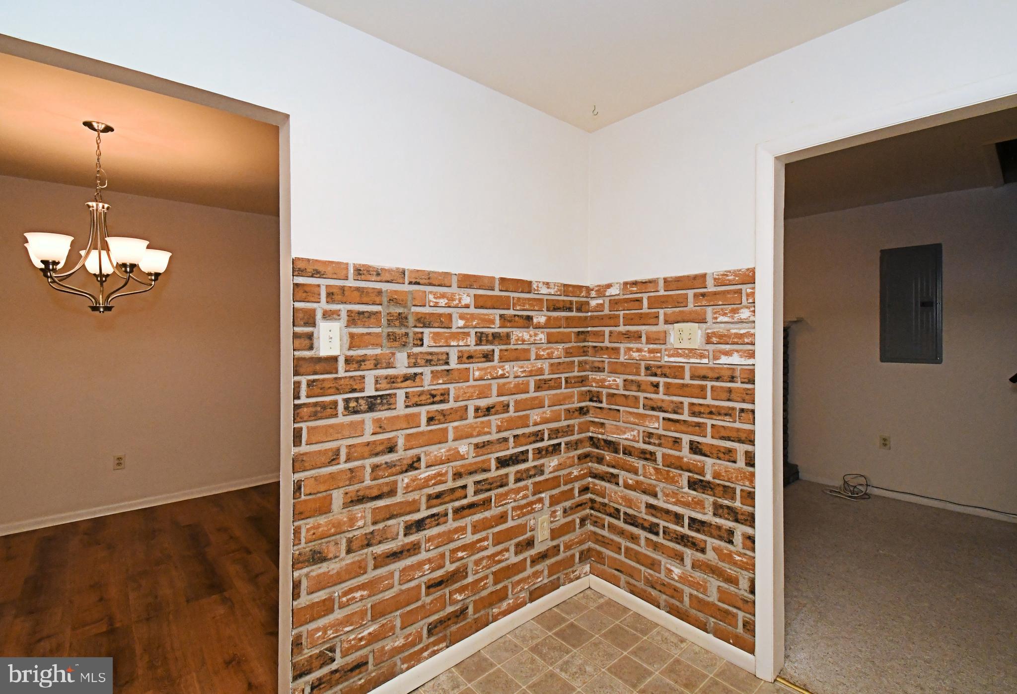 CEDAR GROVE ESTS - Residential Lease