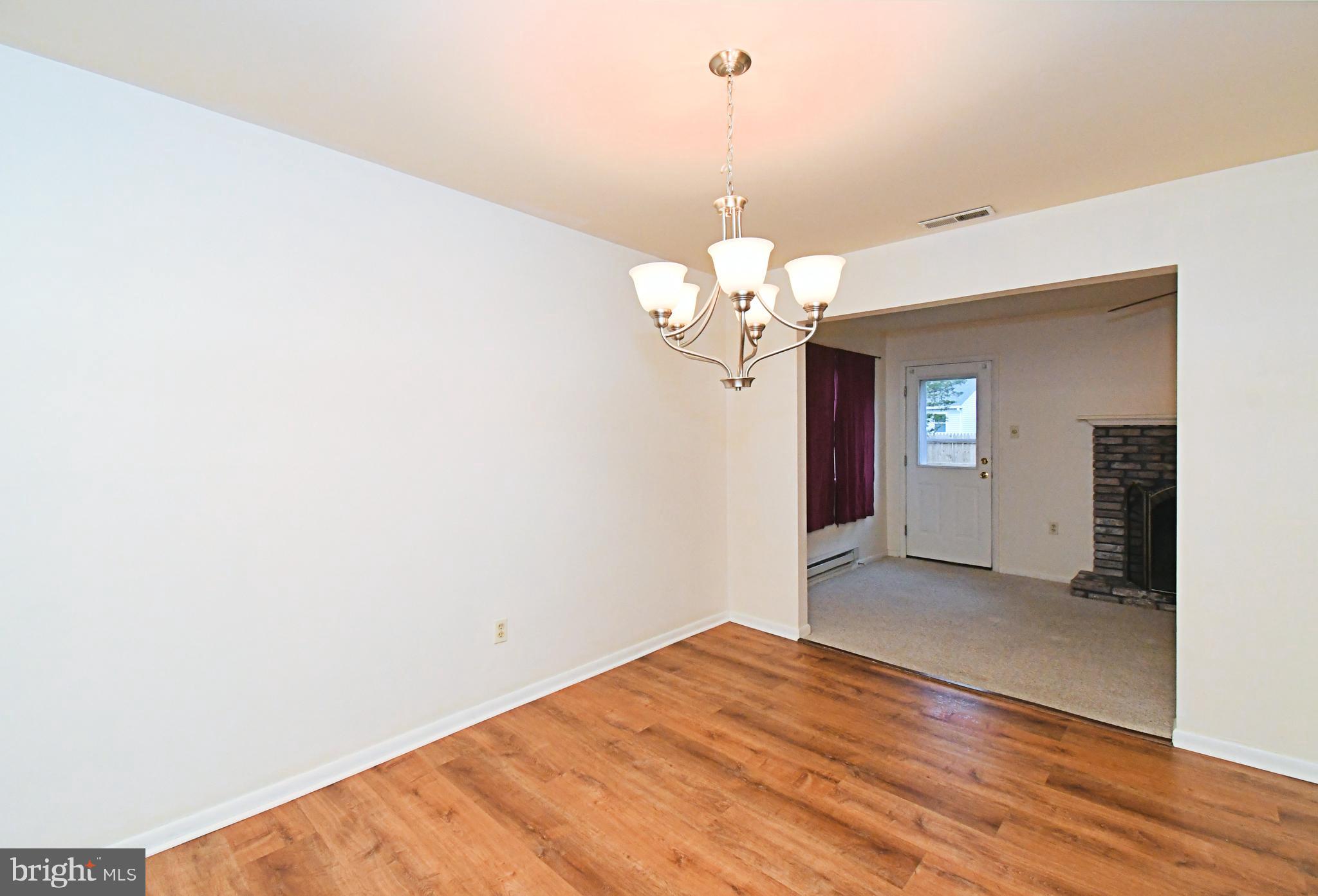 CEDAR GROVE ESTS - Residential Lease