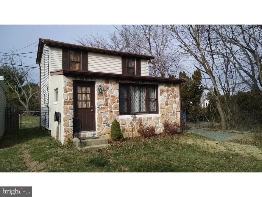 Great small home with modern kitchen and 1 and 1/2 baths. Wood floors and newer appliances. This great house is located close to shopping, schools and bus in Governor Mifflin Schools. Taxes are great! Off street parking, nice yard in a relatively private Kenhorst Street. Move right in and enjoy owning your own home for less than most peoples rent. Small room on first floor could be 2nd bedroom or nice office. 2 floor is master suite with full bath and walk-in closet. Invest in yourself and start building equity here.