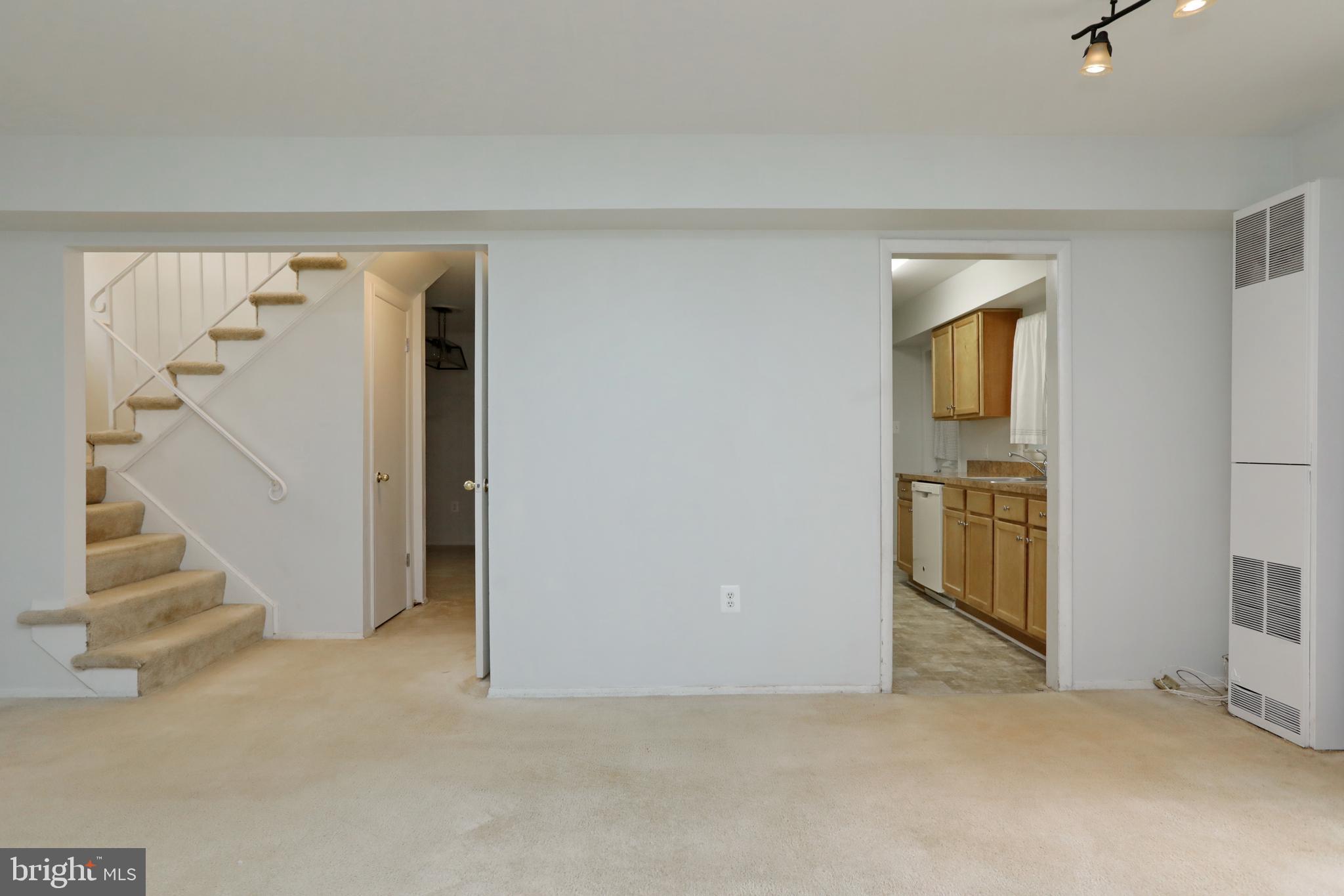 MATTHEWS - Residential