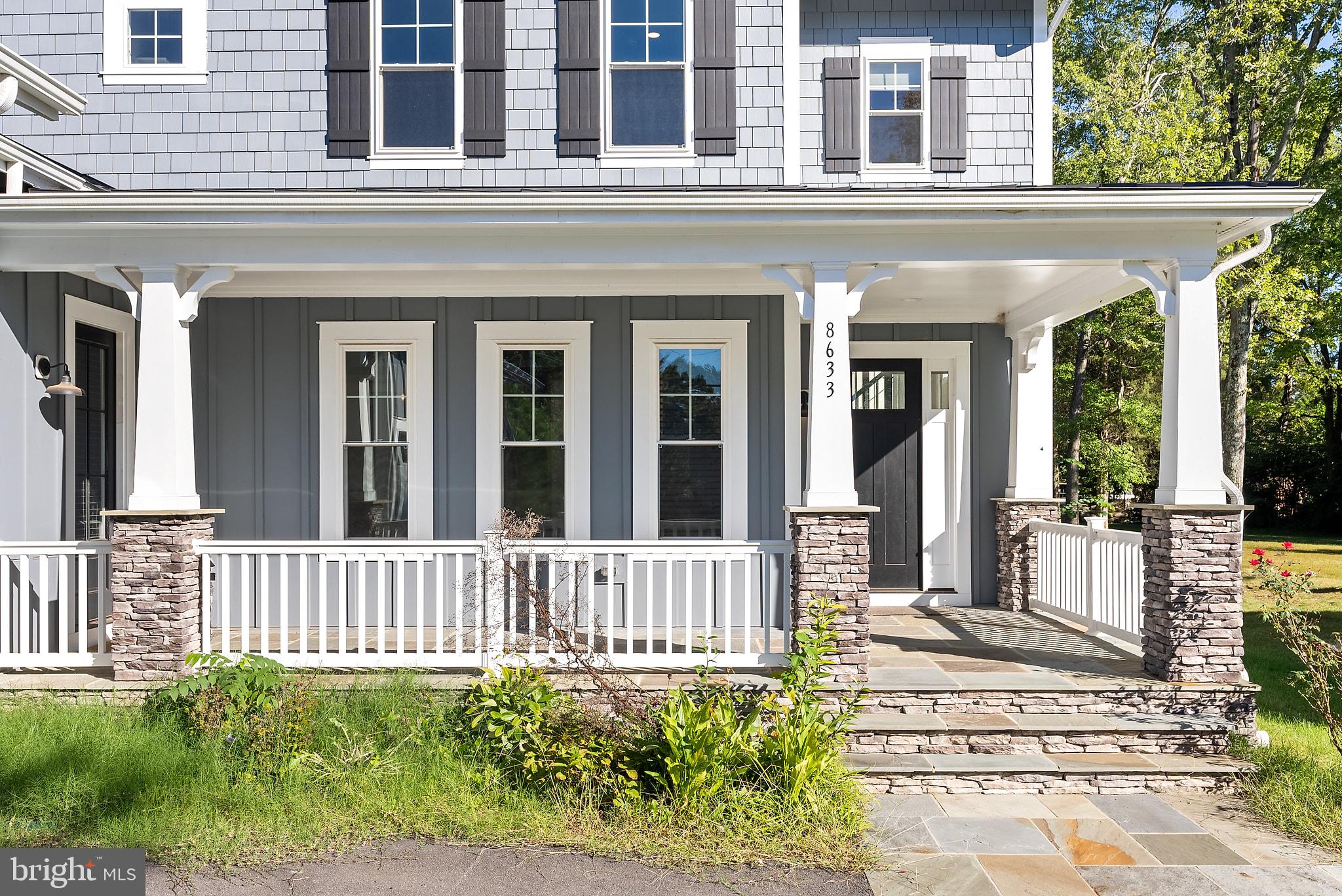 8633 FORT HUNT ROAD