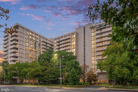 4141 N HENDERSON ROAD 1002 ARLINGTON VA 22203