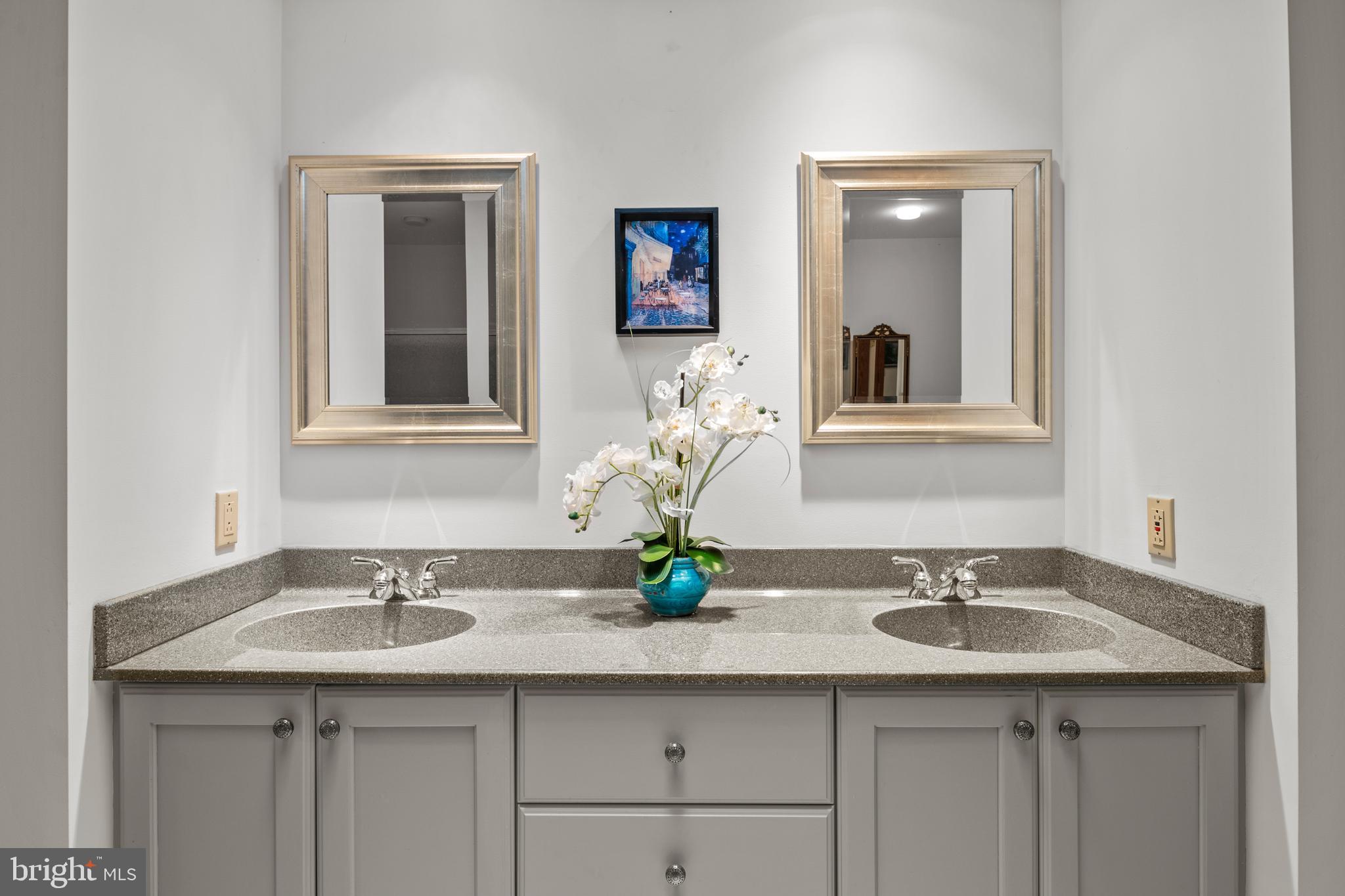 SUMMERHILL - Residential