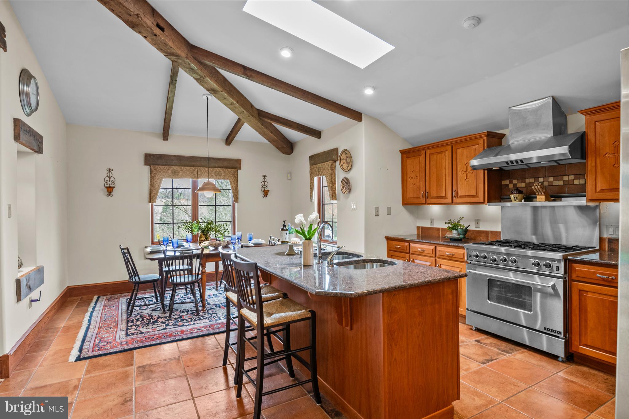 SUMMERHILL - Residential