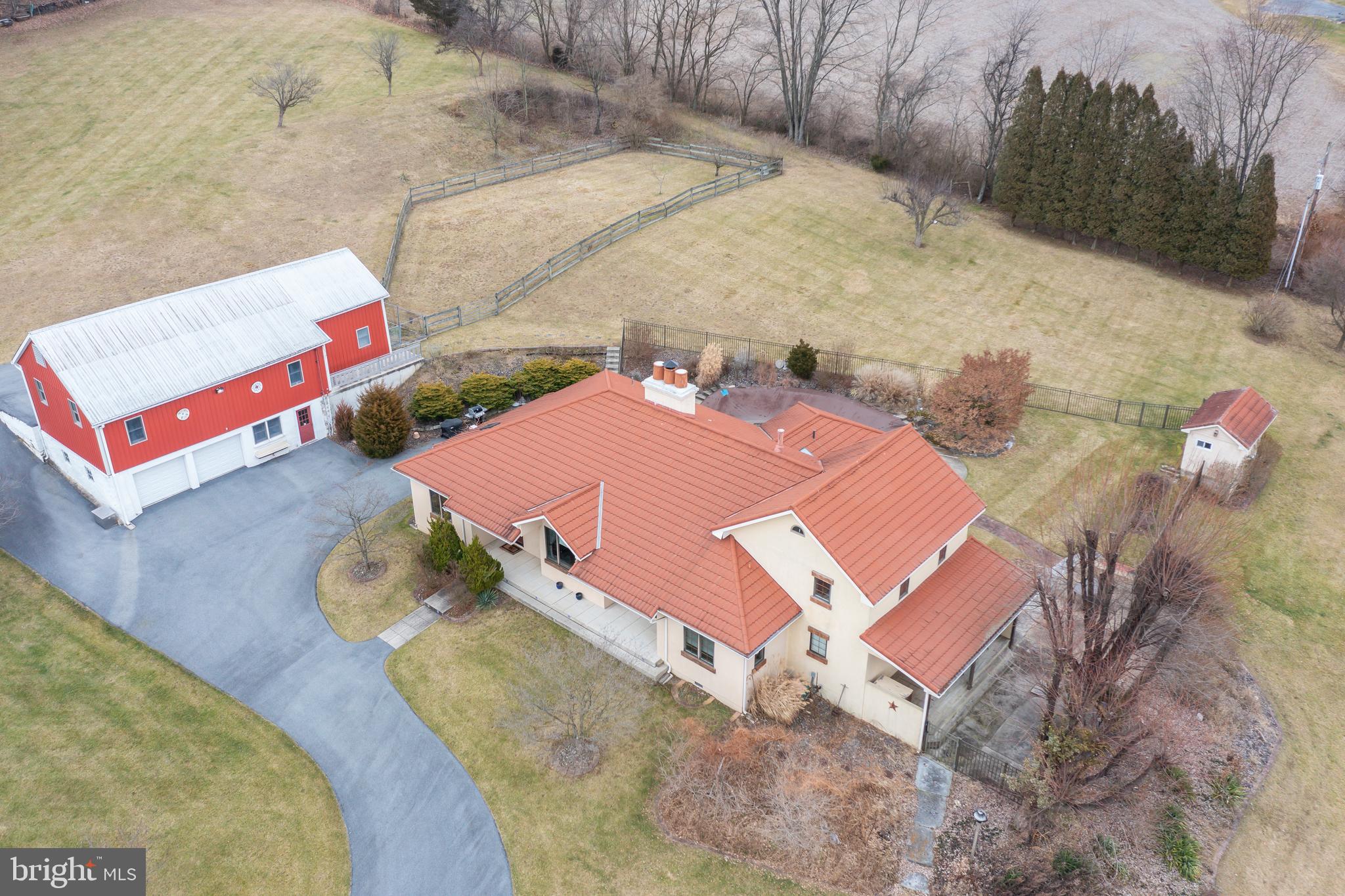 SUMMERHILL - Residential