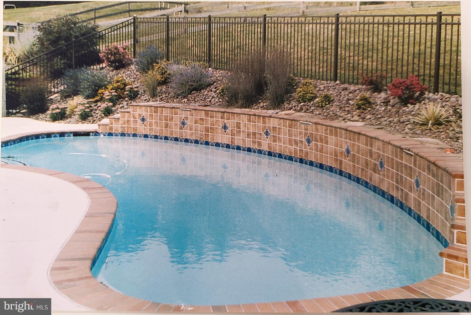 SUMMERHILL - Residential