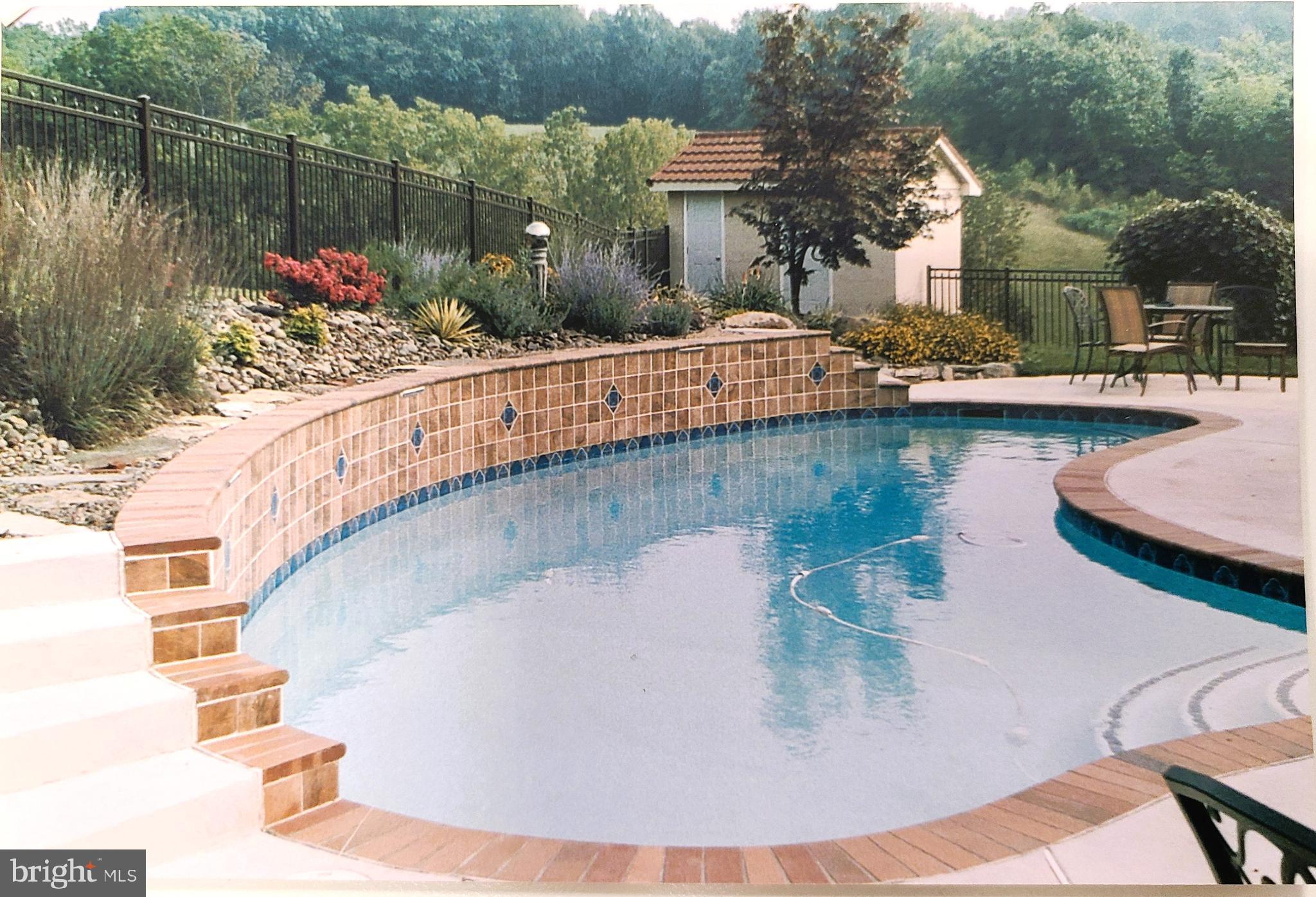 SUMMERHILL - Residential