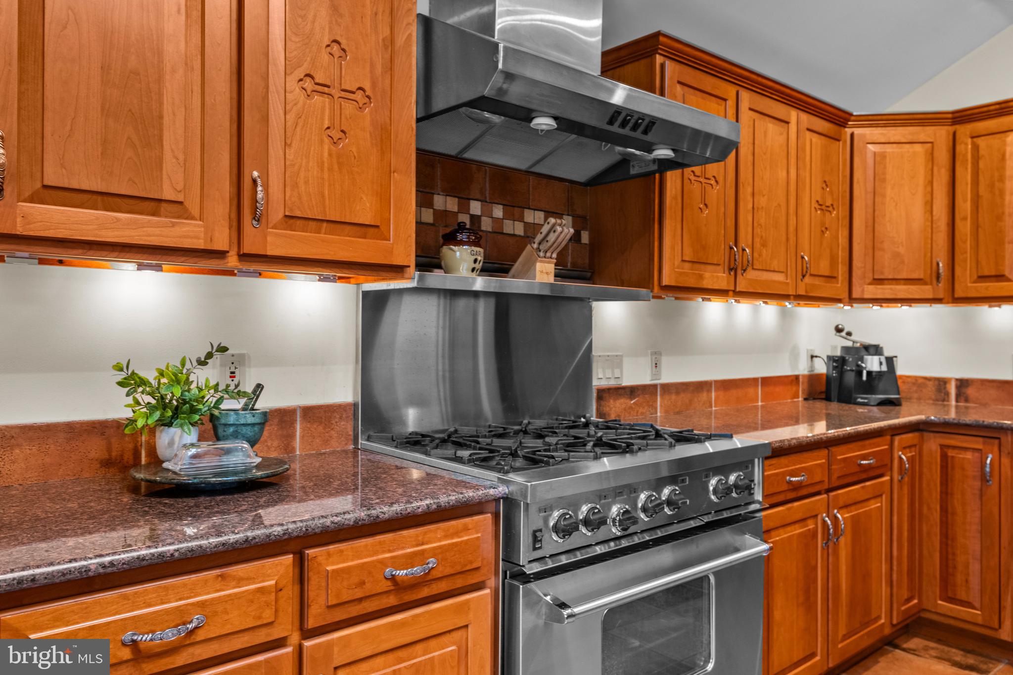 SUMMERHILL - Residential