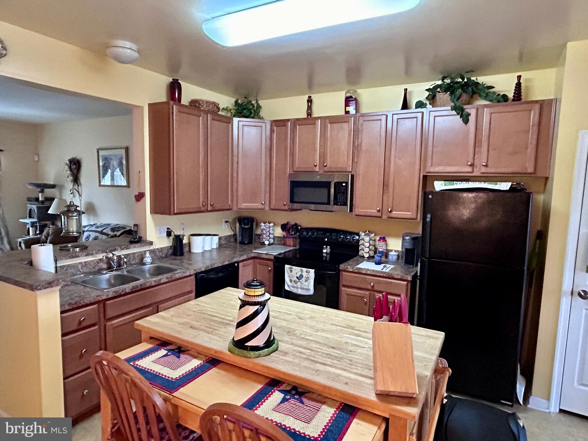 BROOKFIELD - Residential