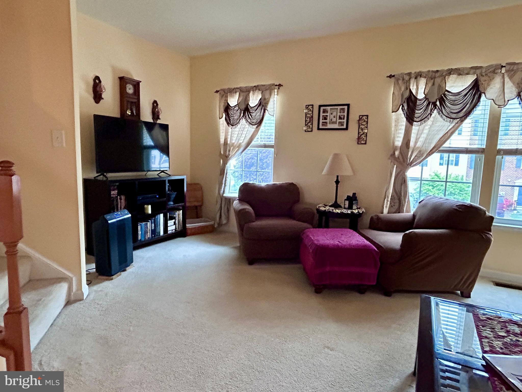 BROOKFIELD - Residential