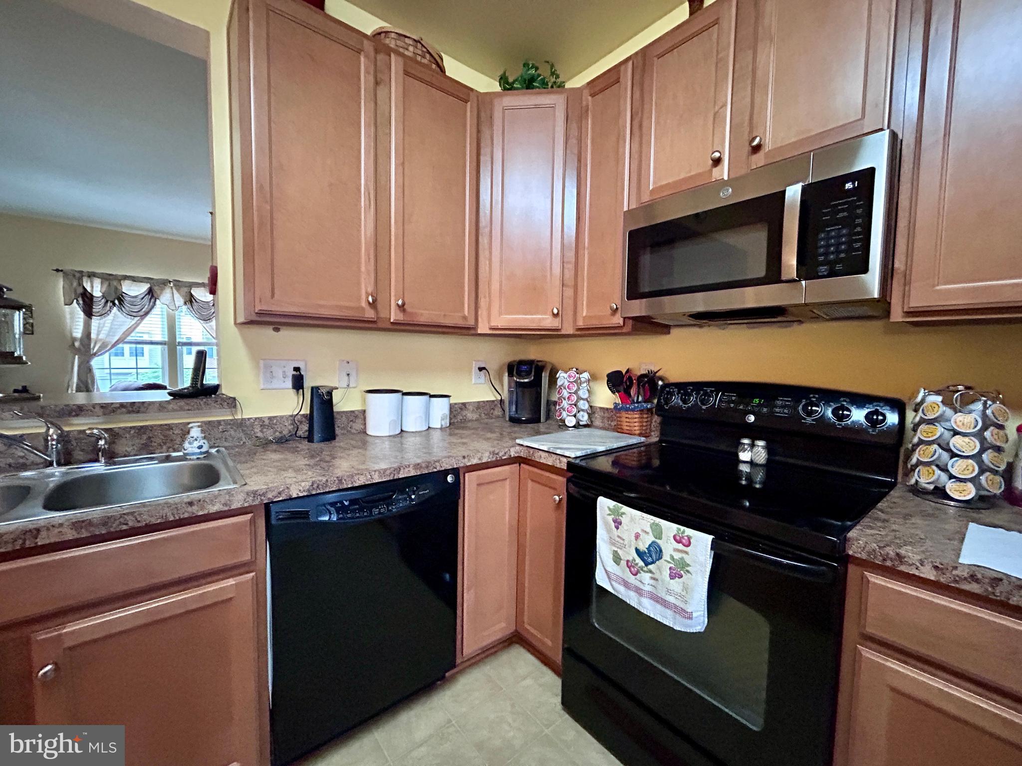 BROOKFIELD - Residential