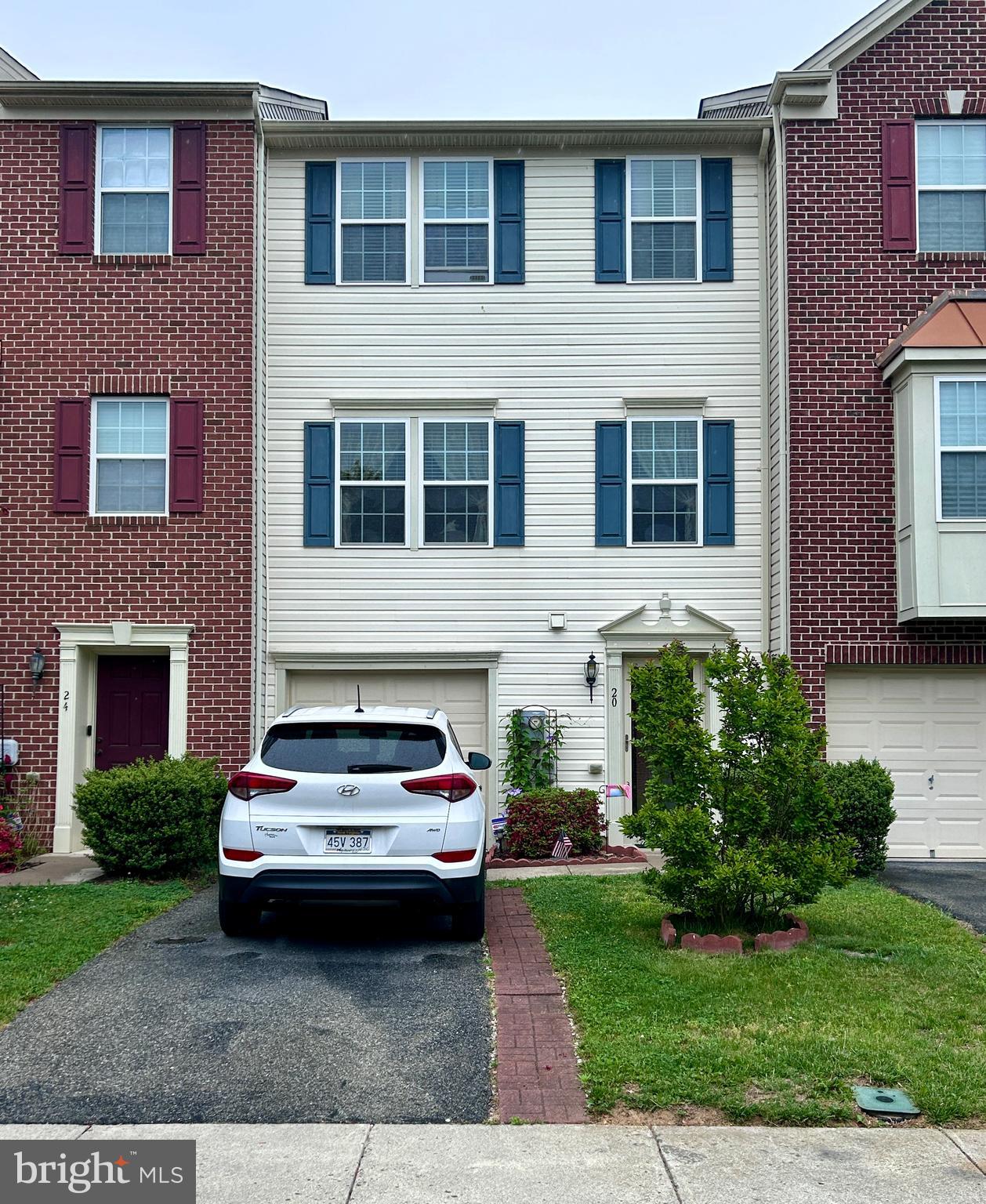 BROOKFIELD - Residential