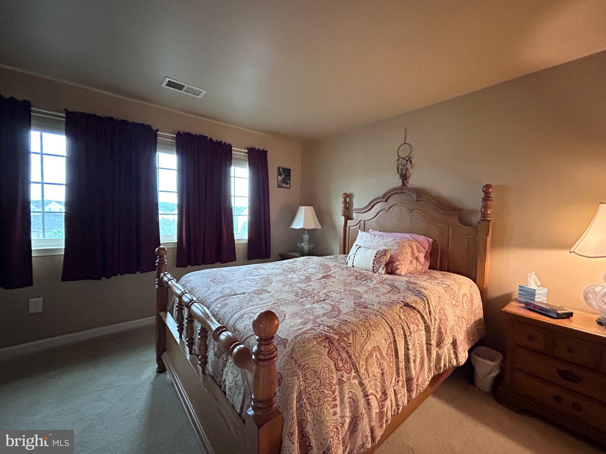 BROOKFIELD - Residential