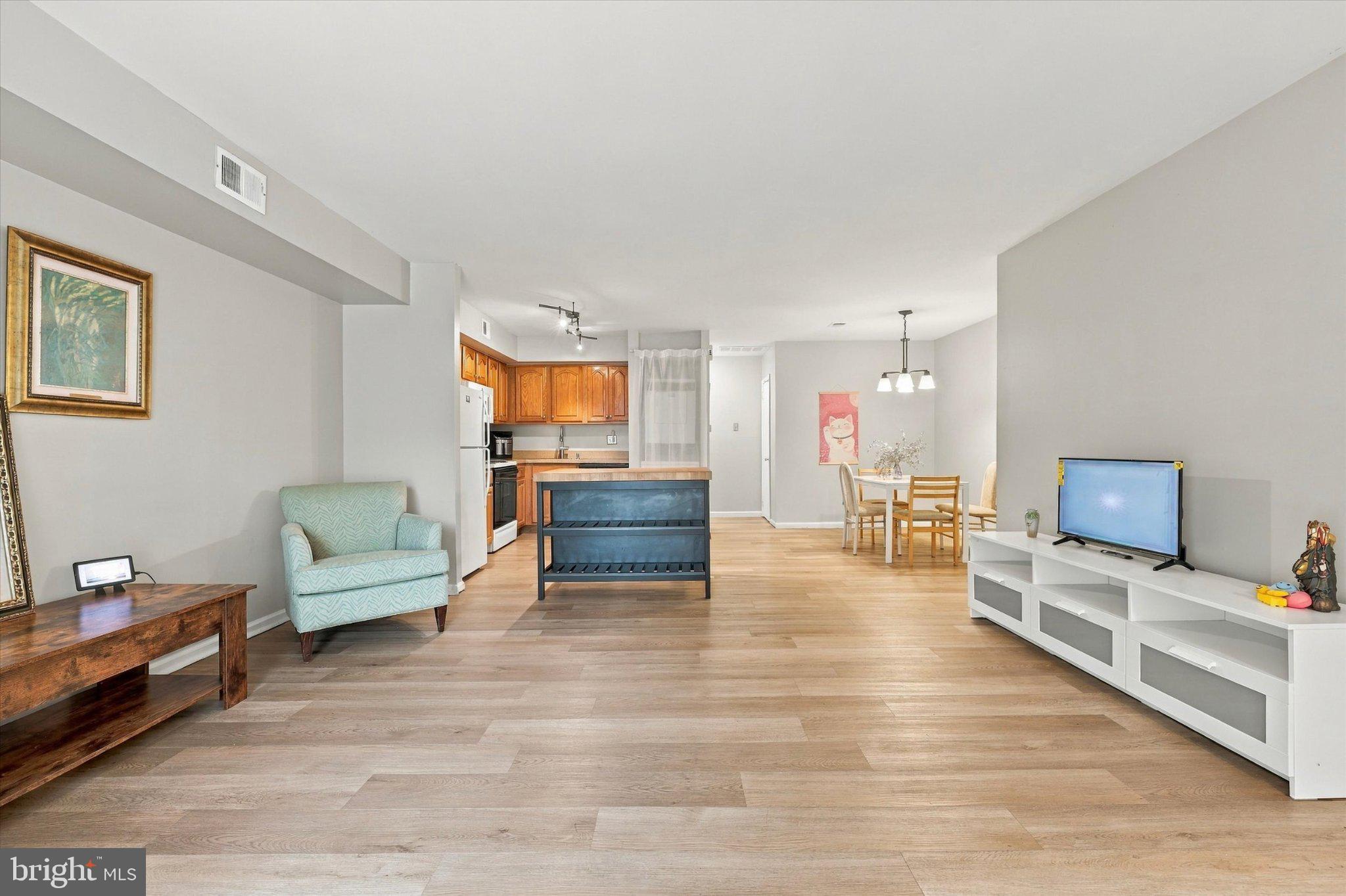 26 WINGATE COURT 113 U-26