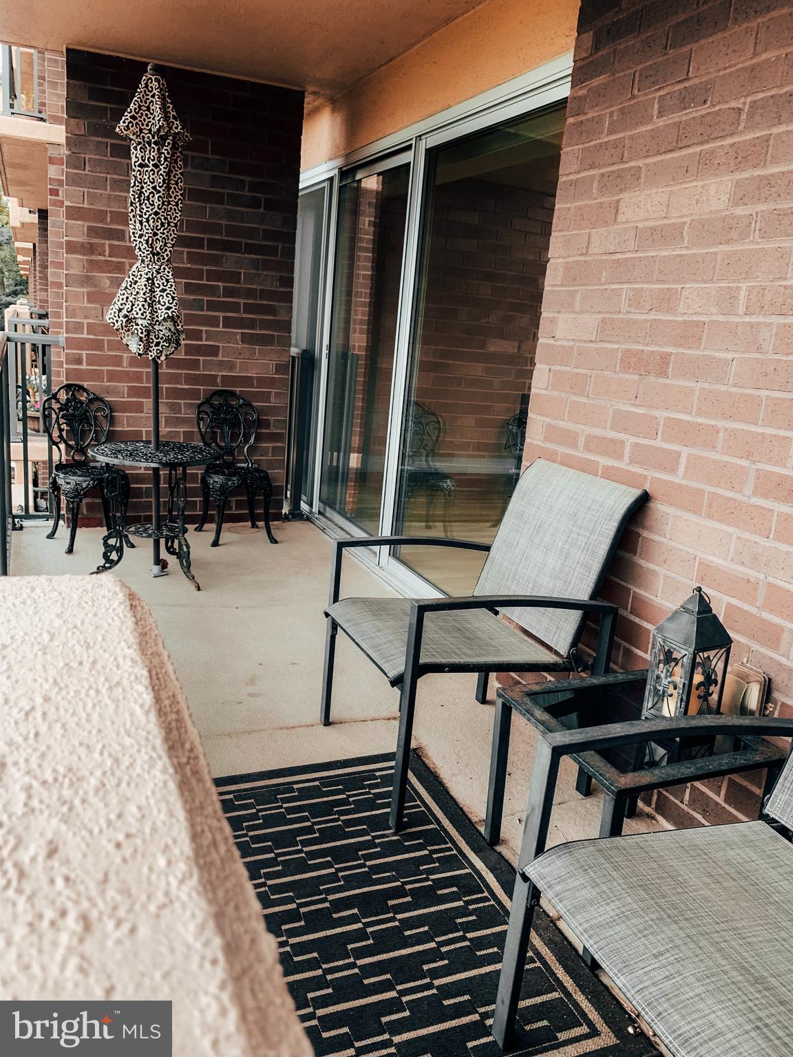 HORIZON HOUSE - Residential Lease