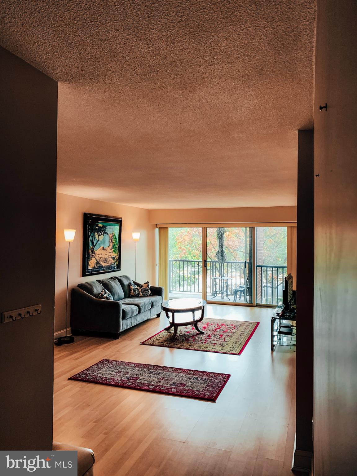 HORIZON HOUSE - Residential Lease