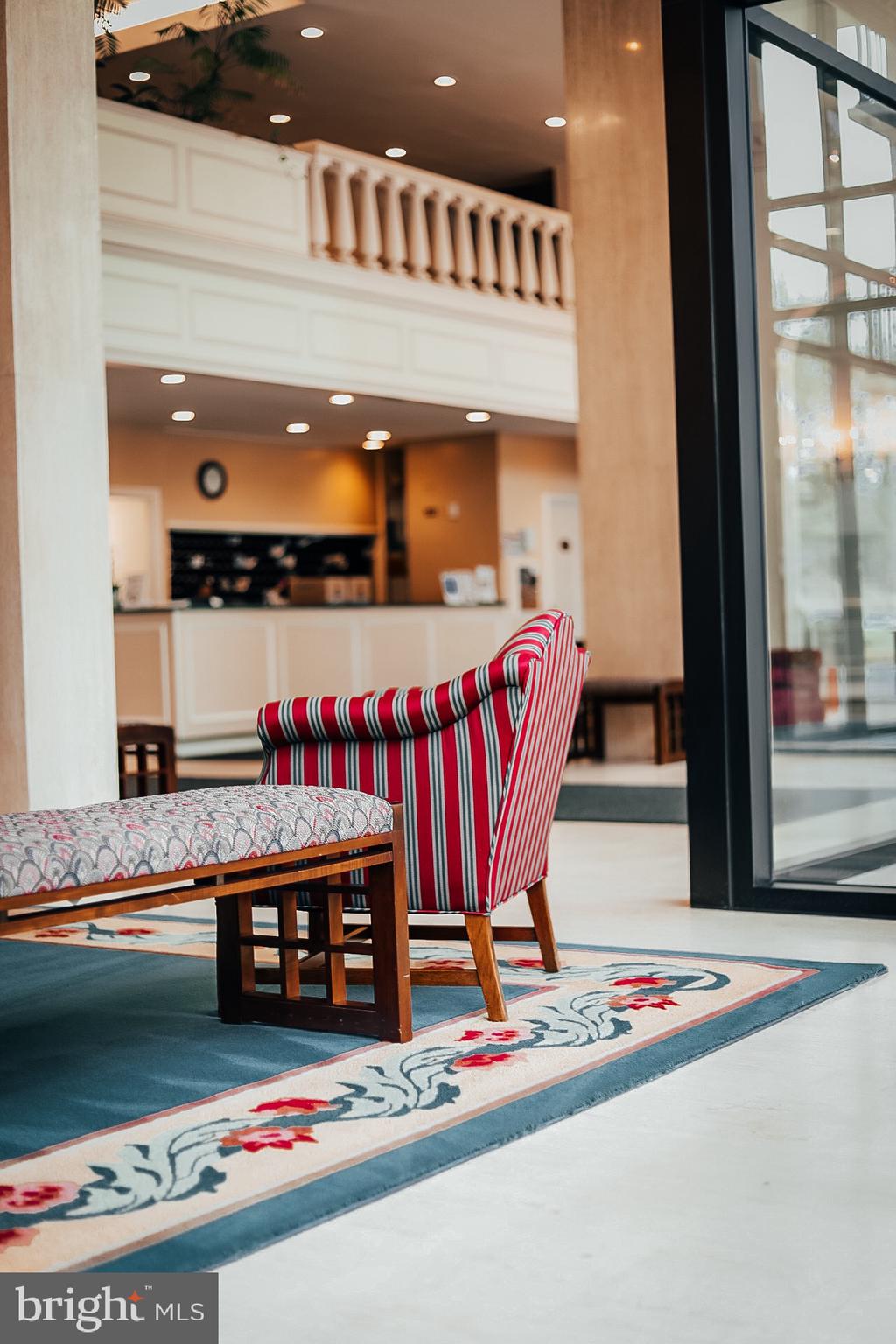 HORIZON HOUSE - Residential Lease