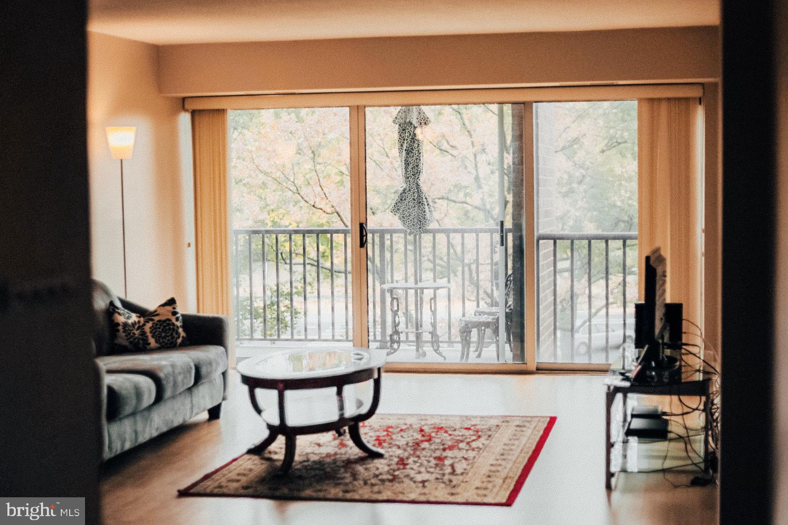 HORIZON HOUSE - Residential Lease