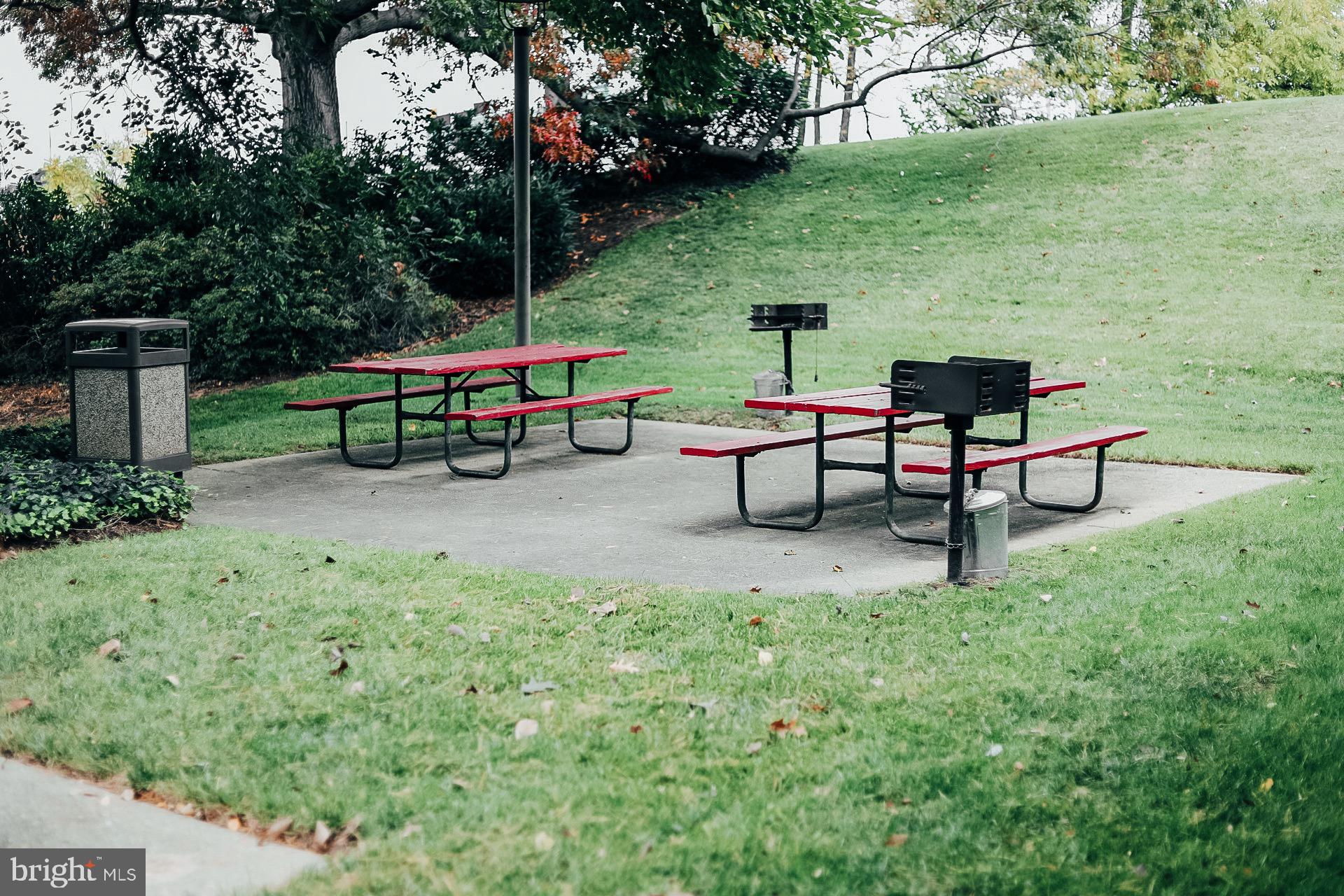 HORIZON HOUSE - Residential Lease