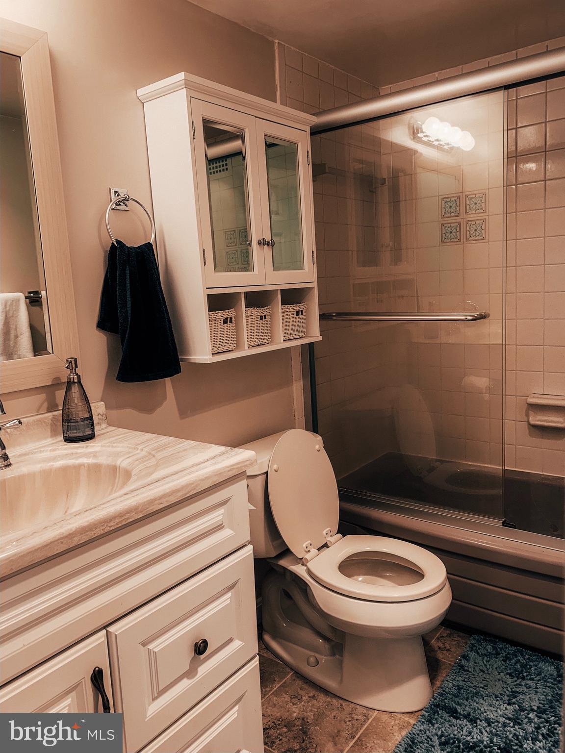 HORIZON HOUSE - Residential Lease