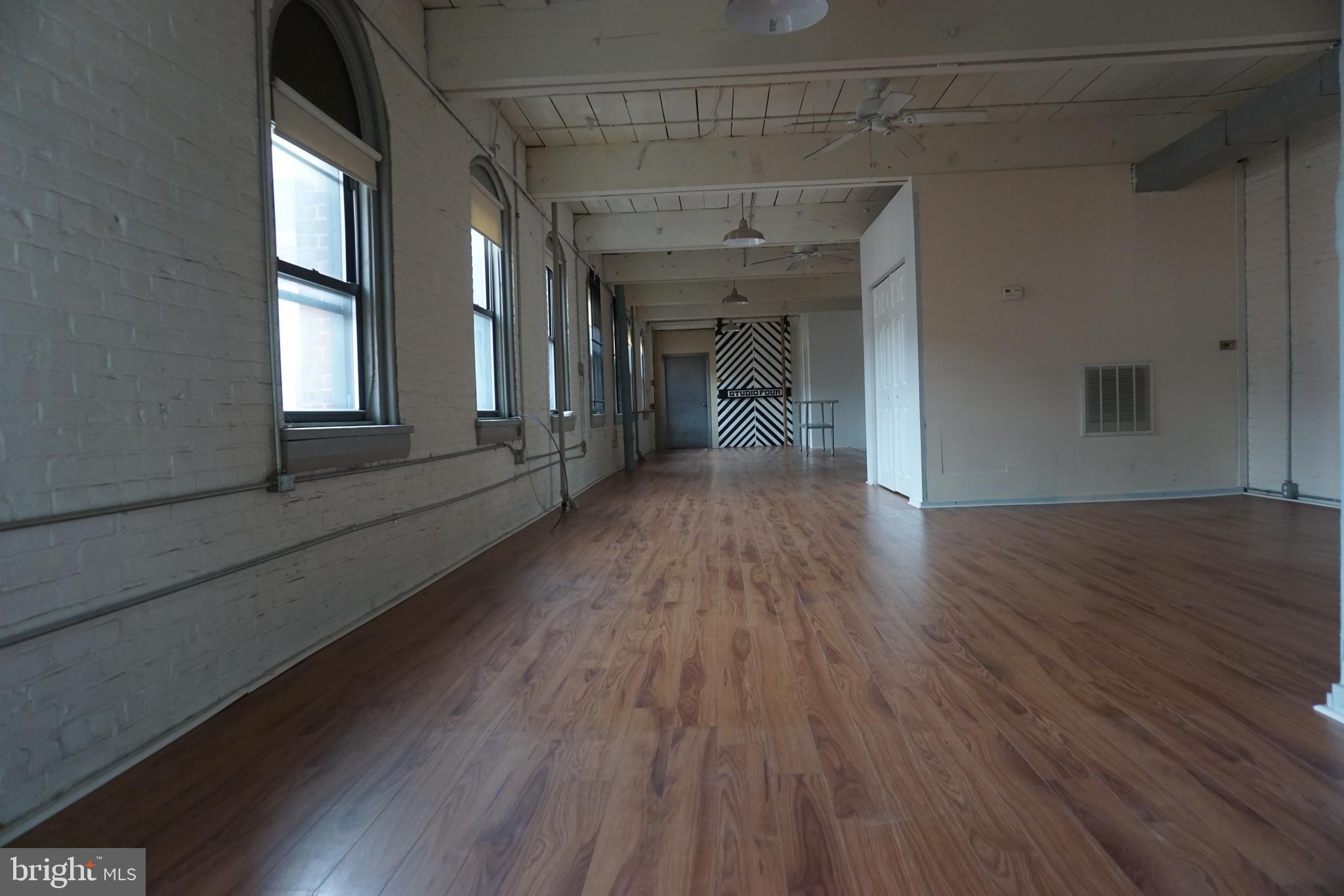 CHINATOWN - Residential Lease