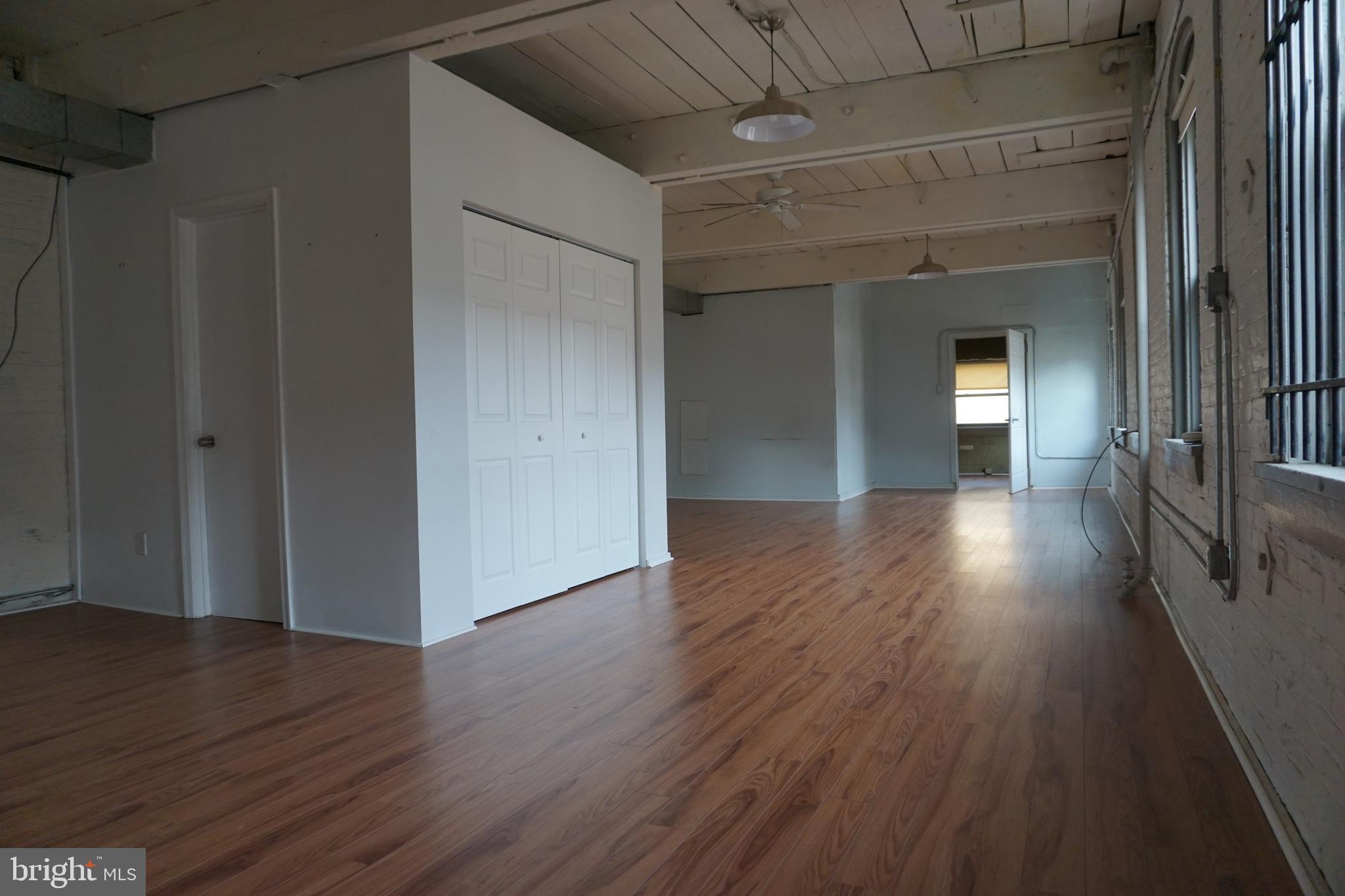 CHINATOWN - Residential Lease