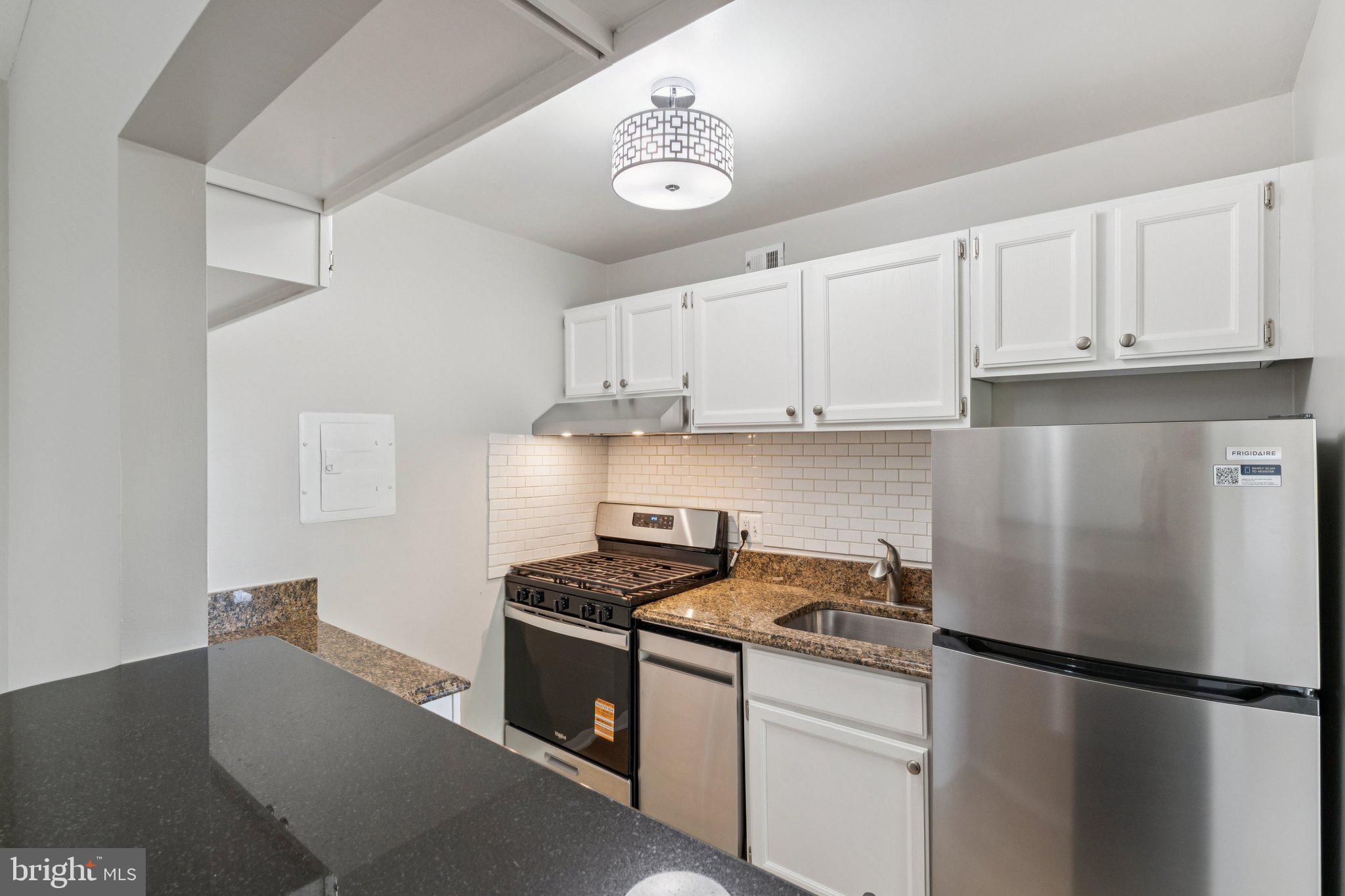 OCCOQUAN RIDGE CONDO - Residential Lease