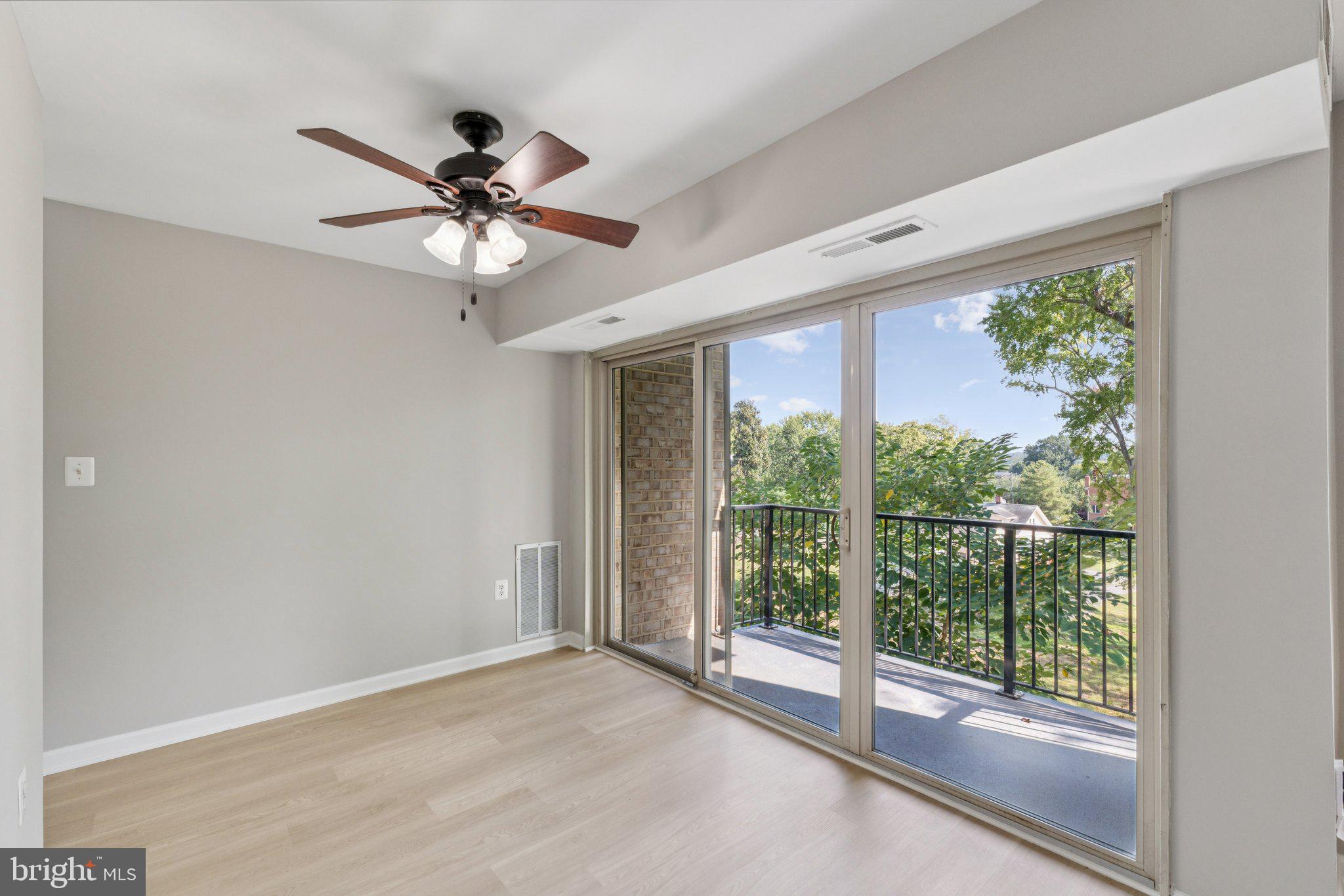 OCCOQUAN RIDGE CONDO - Residential Lease