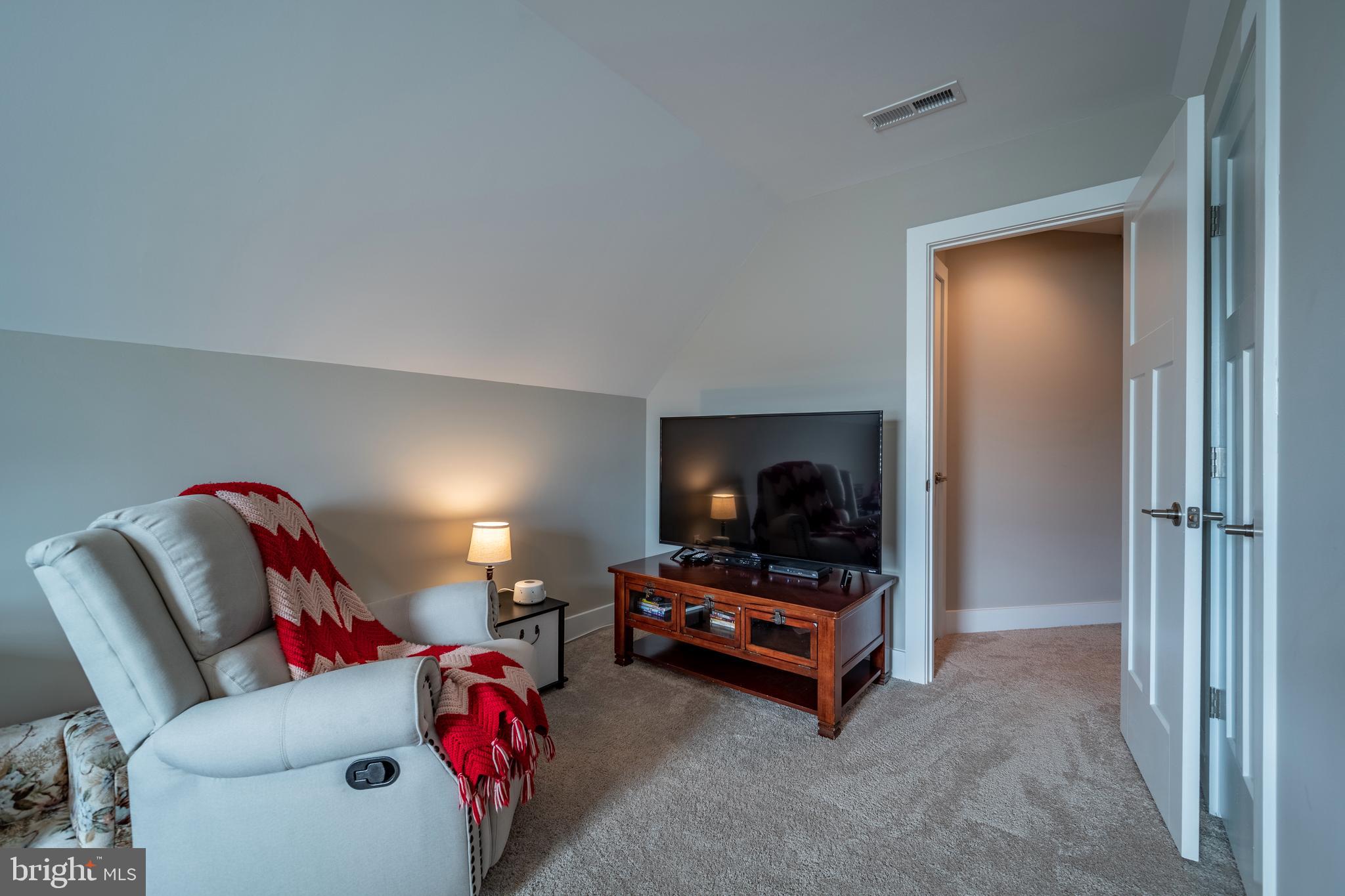 RIVER RUN - Residential