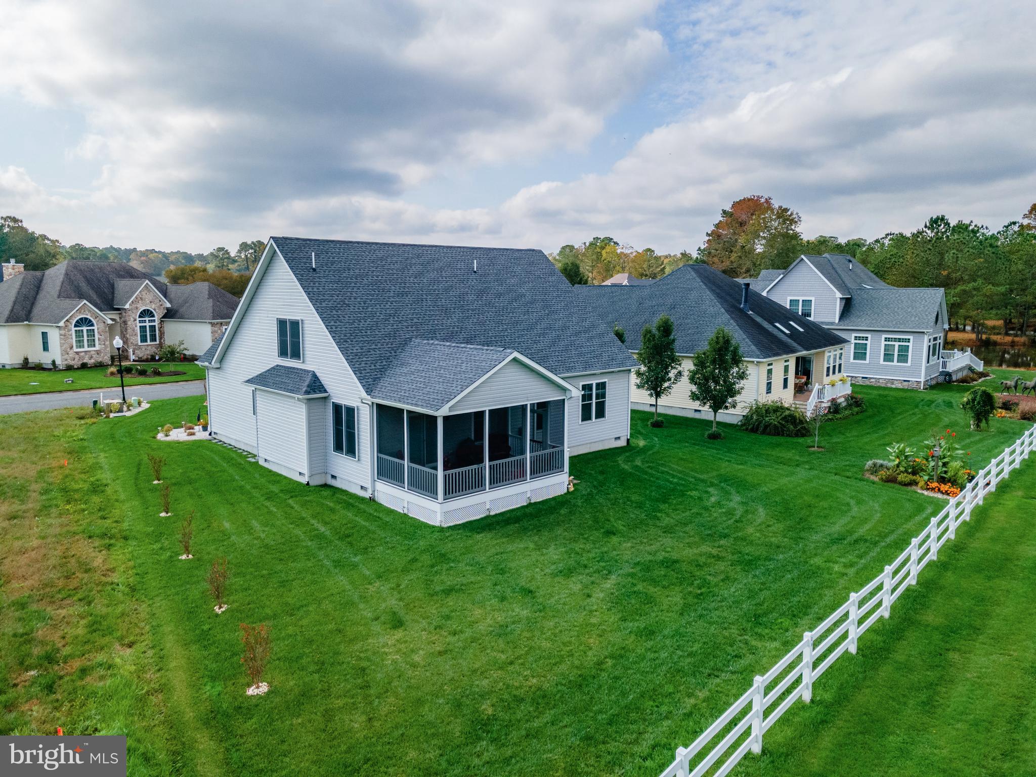 RIVER RUN - Residential