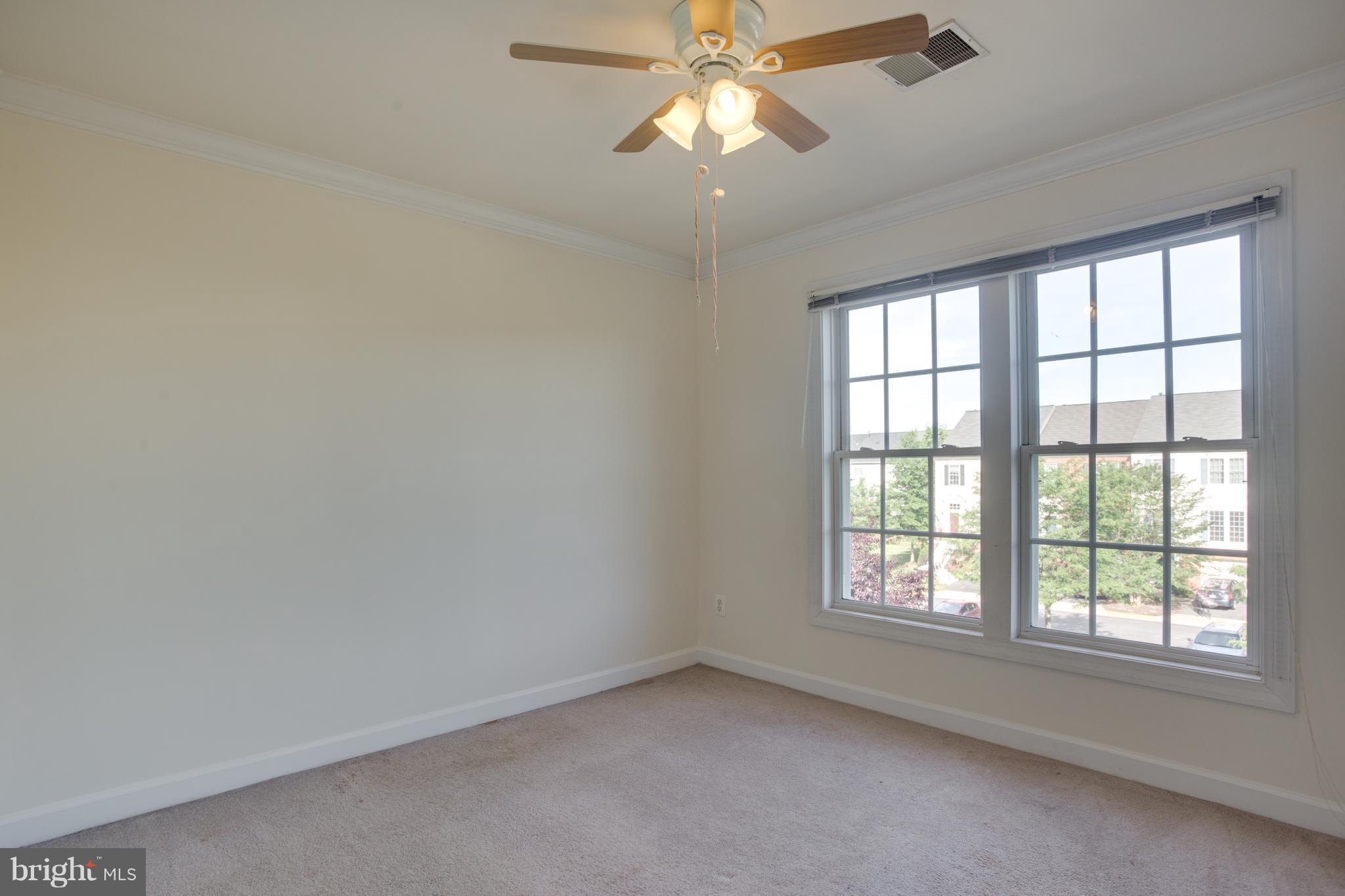 SOUTH RIDING - Residential Lease