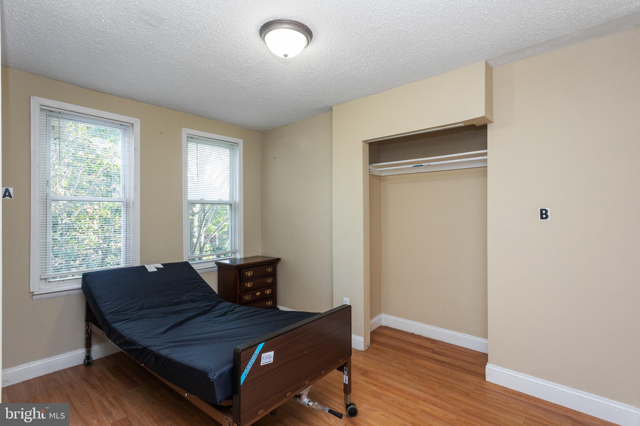 OLIVER - Residential