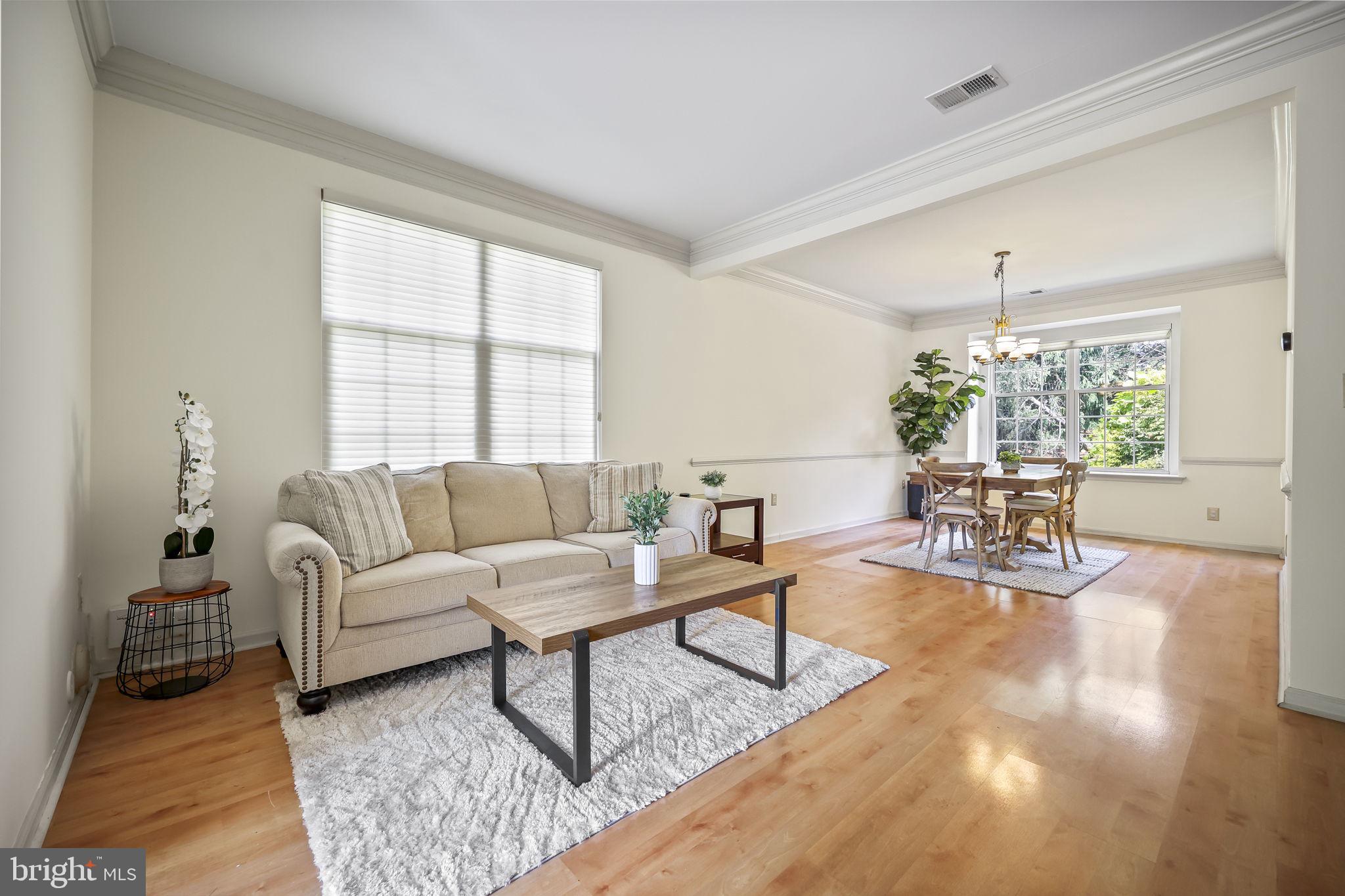 32 QUARRY COURT