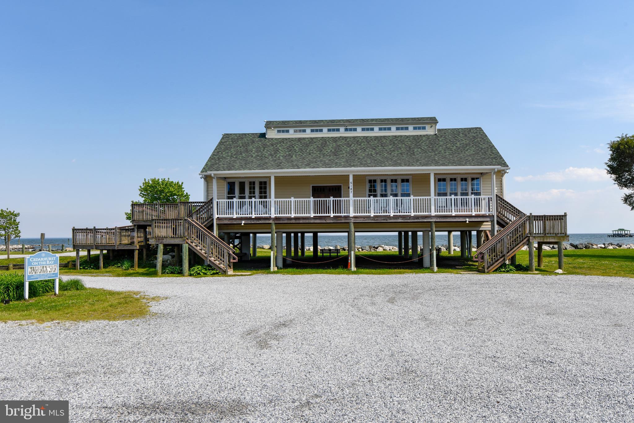 CEDARHURST ON THE BAY - Residential