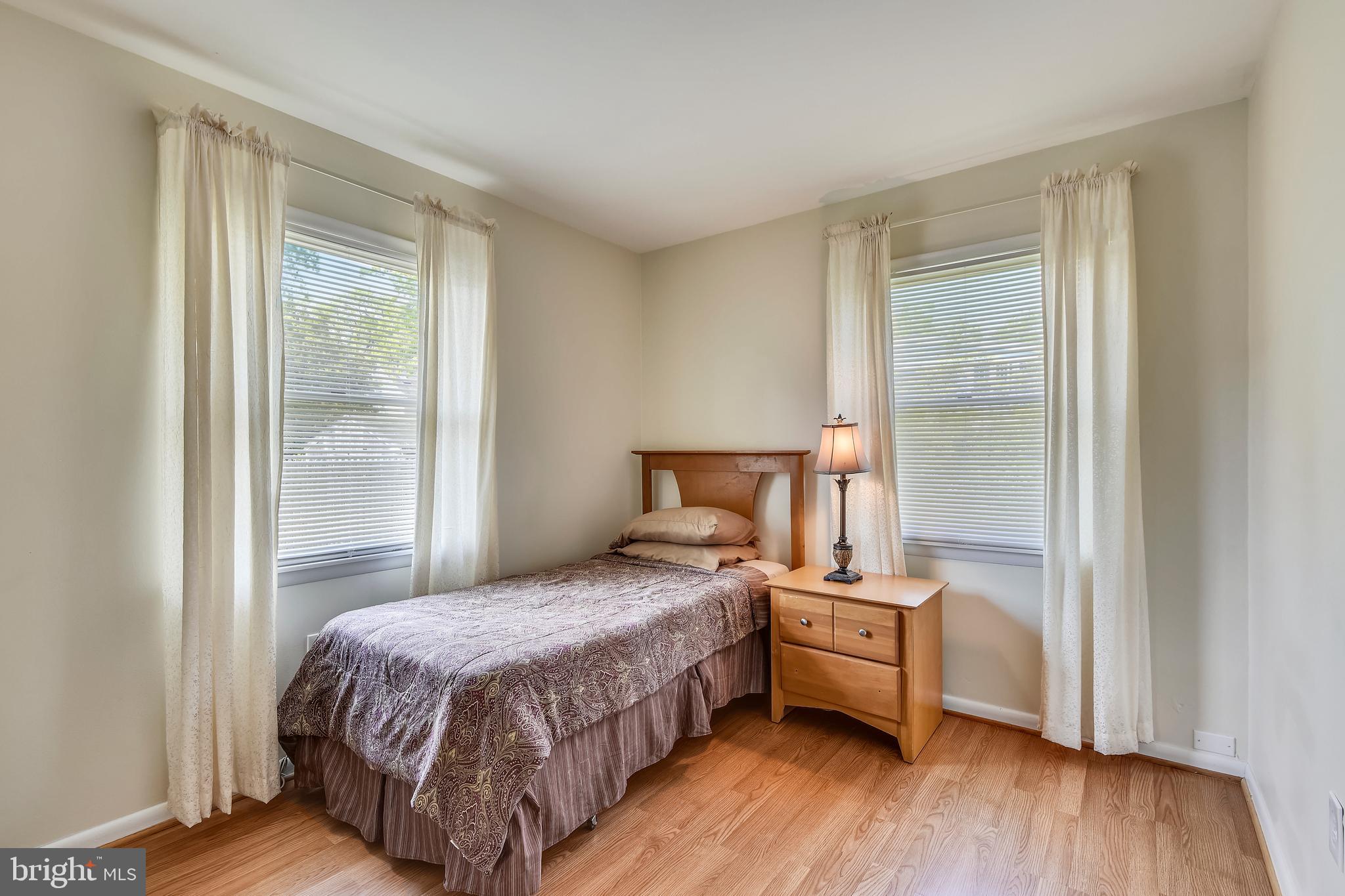 CEDARHURST ON THE BAY - Residential