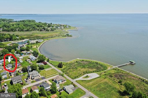 CEDARHURST ON THE BAY - Residential