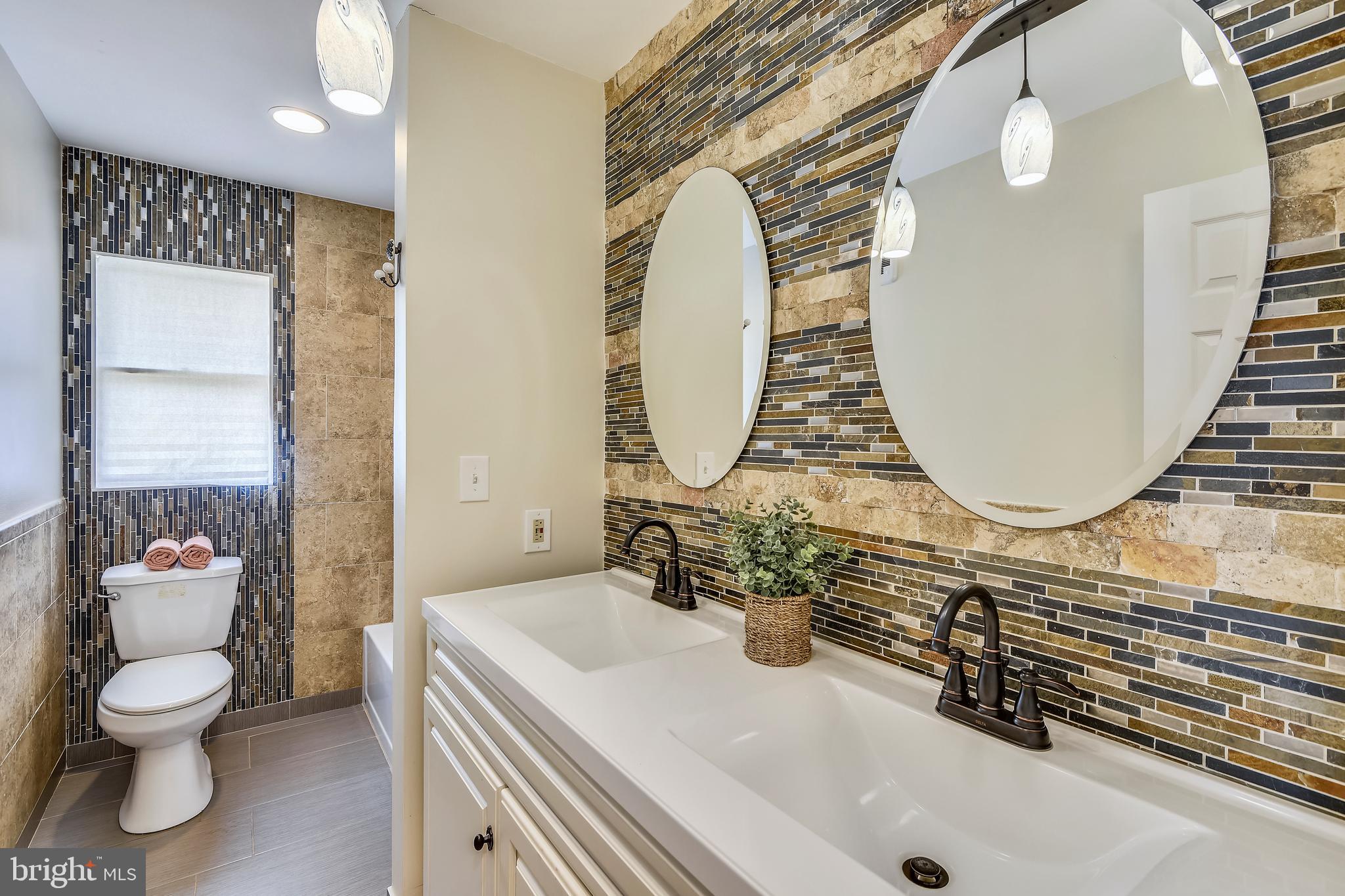 CEDARHURST ON THE BAY - Residential