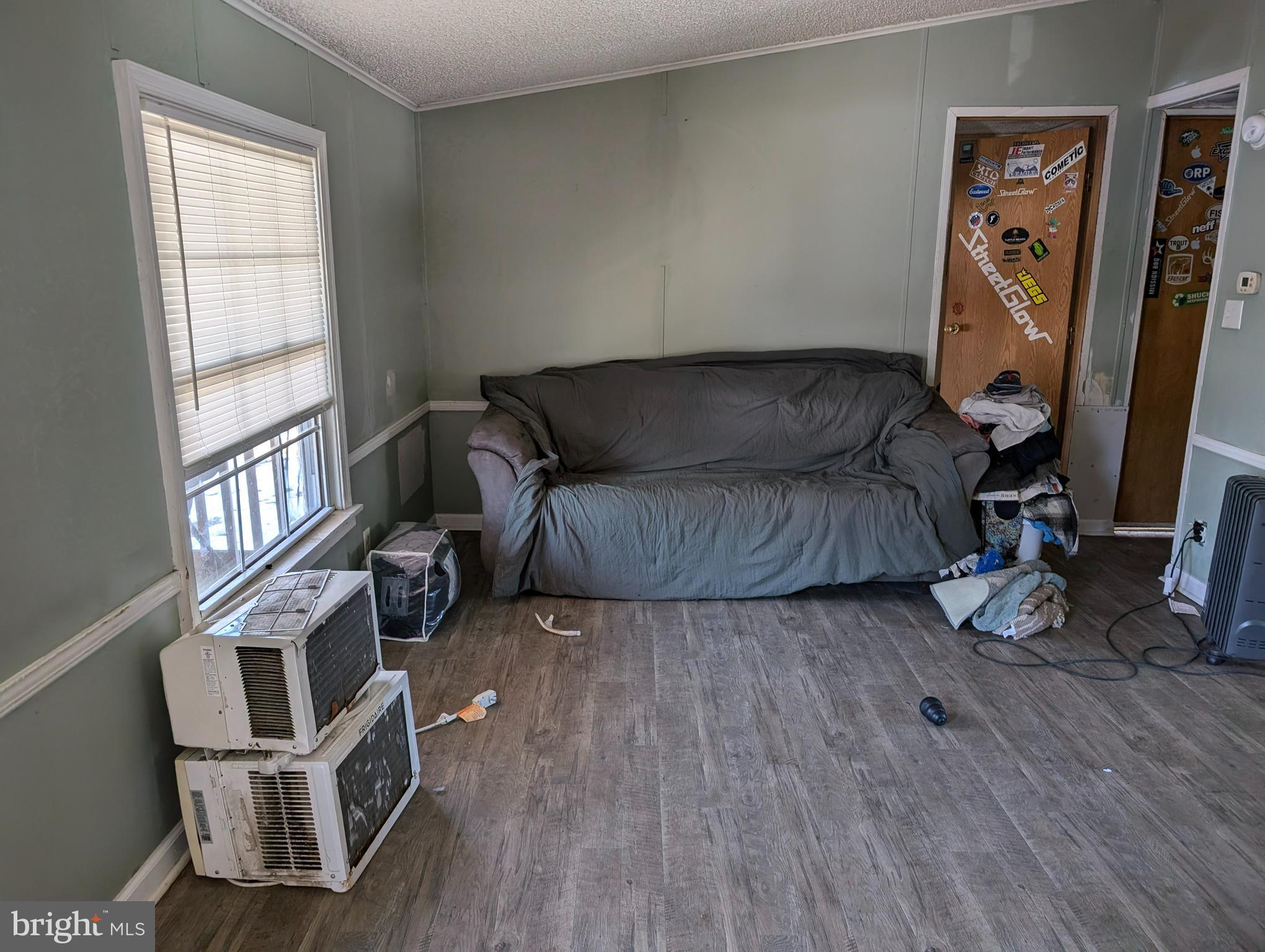 PRETTYMAN MANOR - Residential