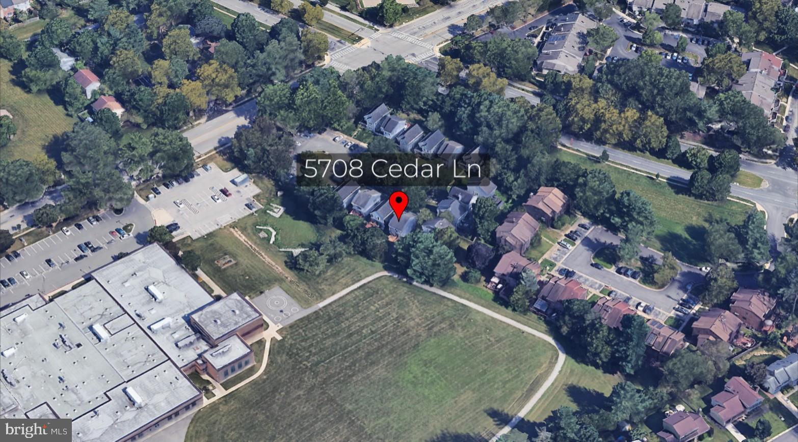 5708 CEDAR LANE