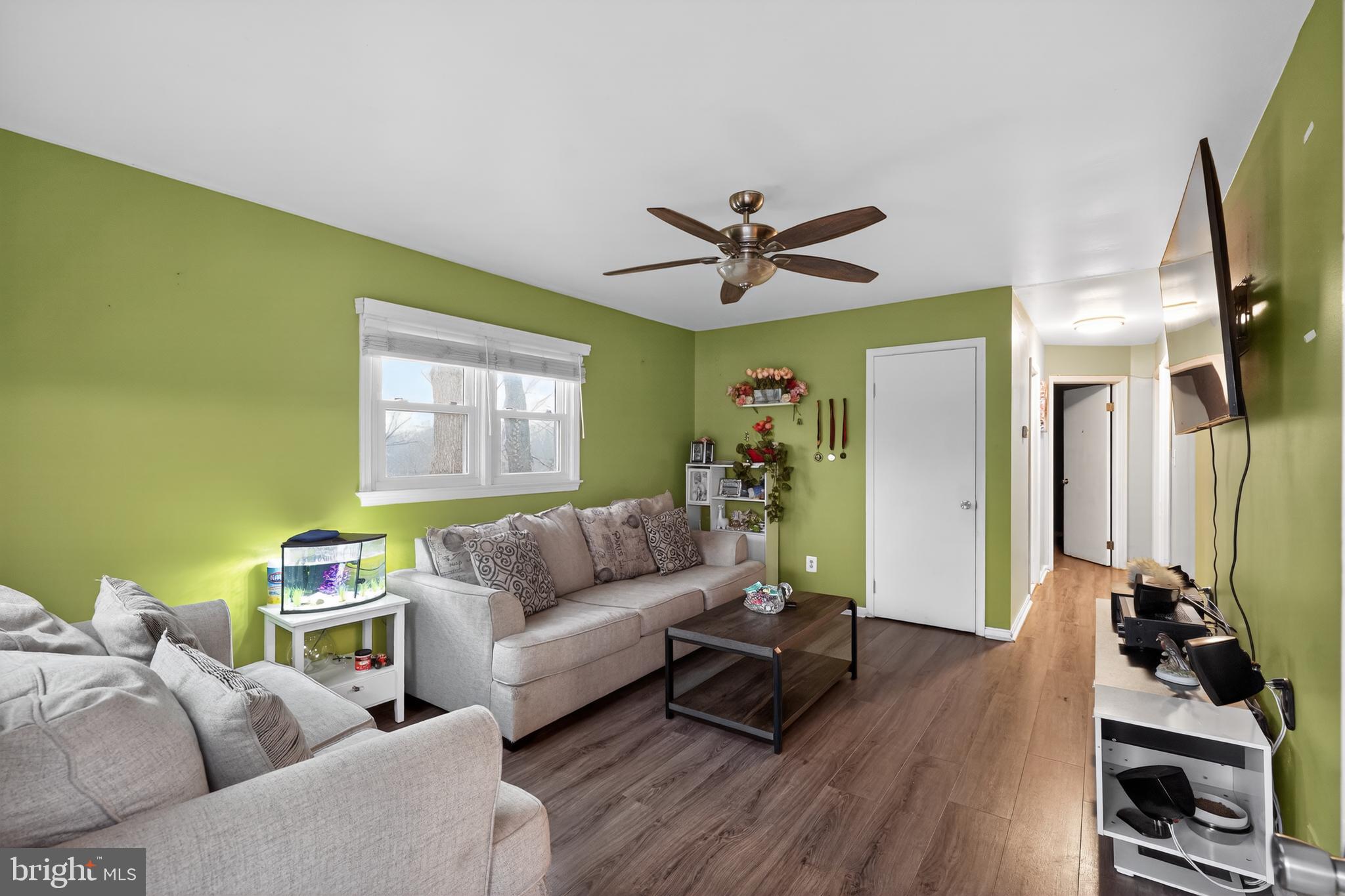 COLUMBIA HIGHLANDS - Residential